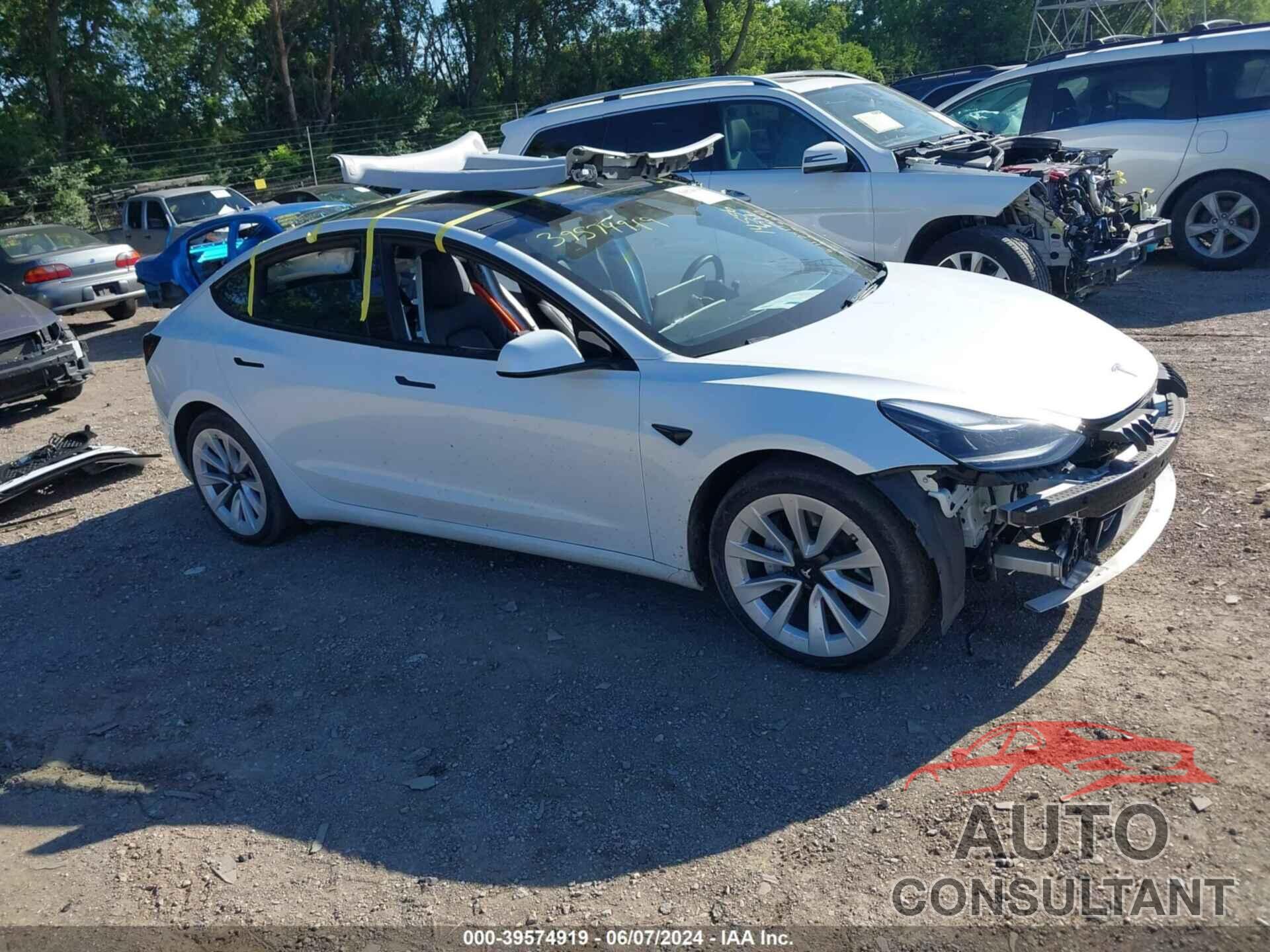 TESLA MODEL 3 2022 - 5YJ3E1EB6NF272303