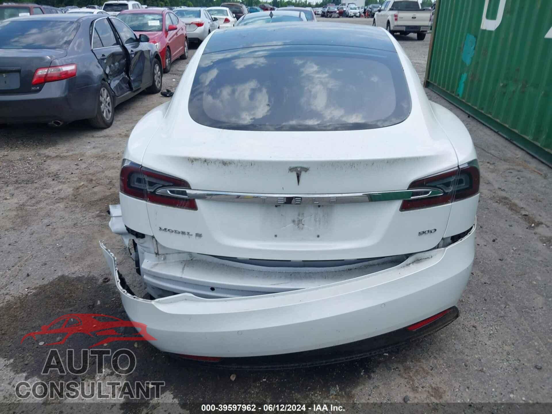 TESLA MODEL S 2017 - 5YJSA1E26HF190664