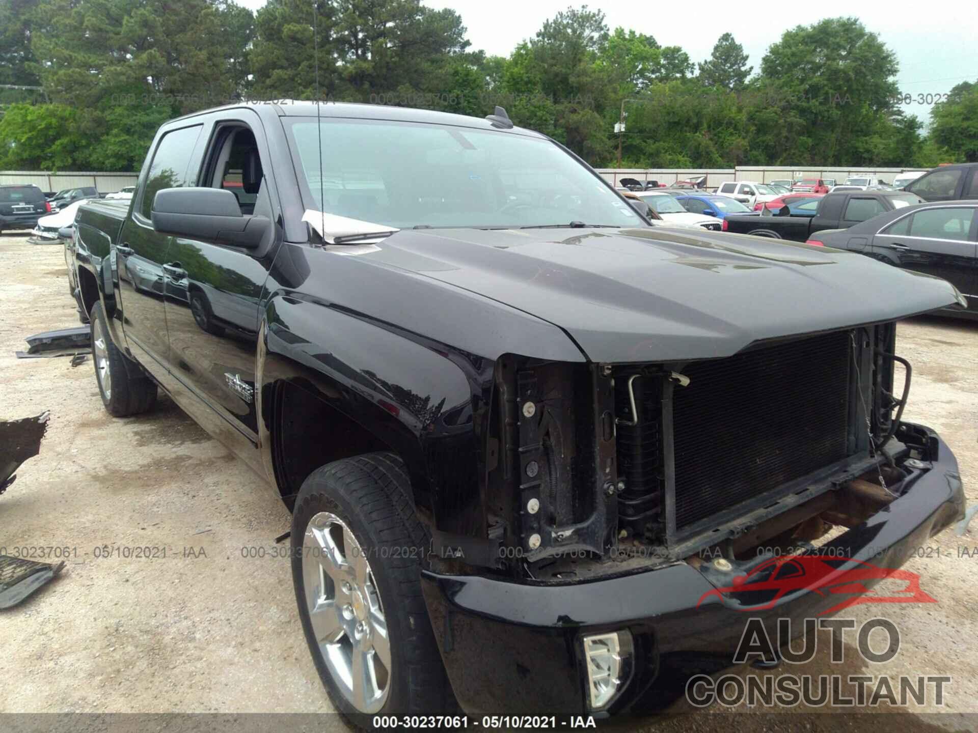 CHEVROLET SILVERADO 1500 2018 - 3GCUKREC3JG117393