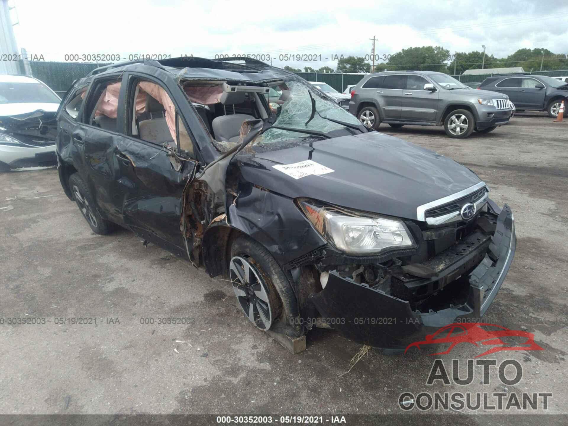 SUBARU FORESTER 2018 - JF2SJAGC9JH448074