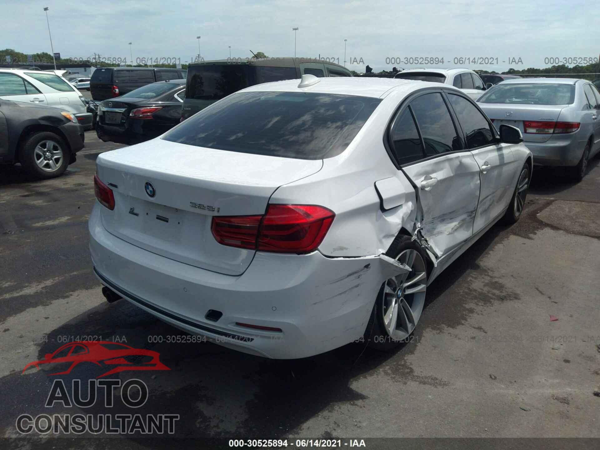 BMW 3 SERIES 2016 - WBA8E3G54GNU02766