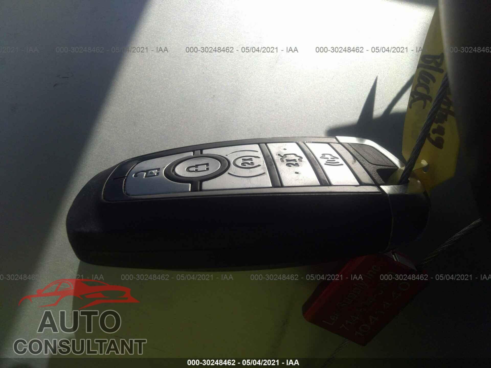 FORD MUSTANG 2020 - 1FATP8UH3L5124834