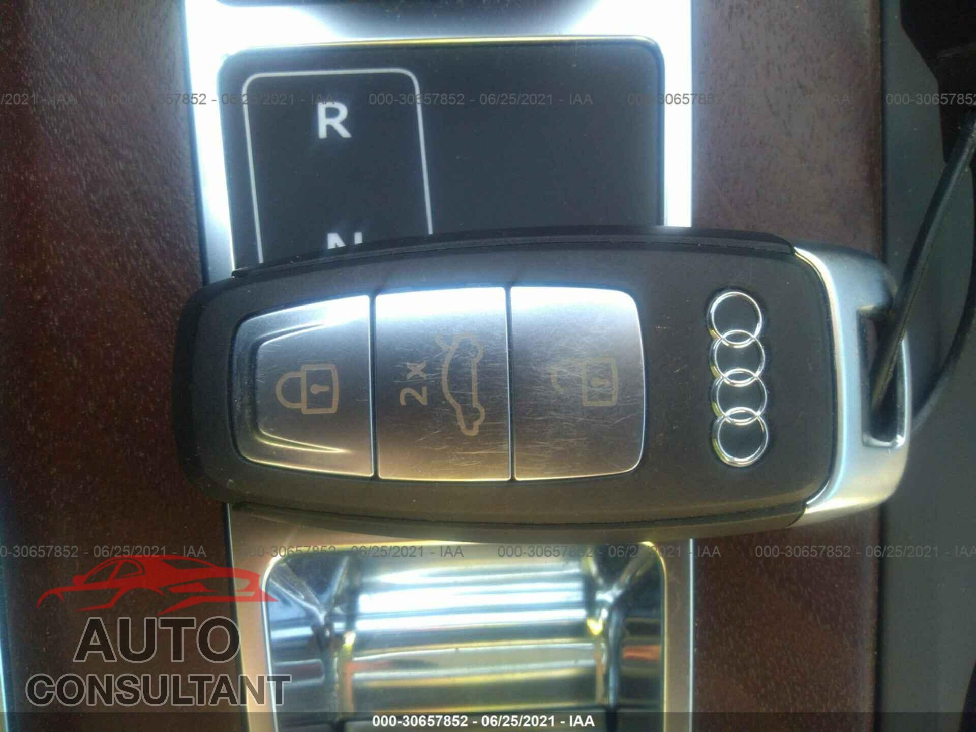 AUDI A6 2019 - WAUL2AF25KN093171