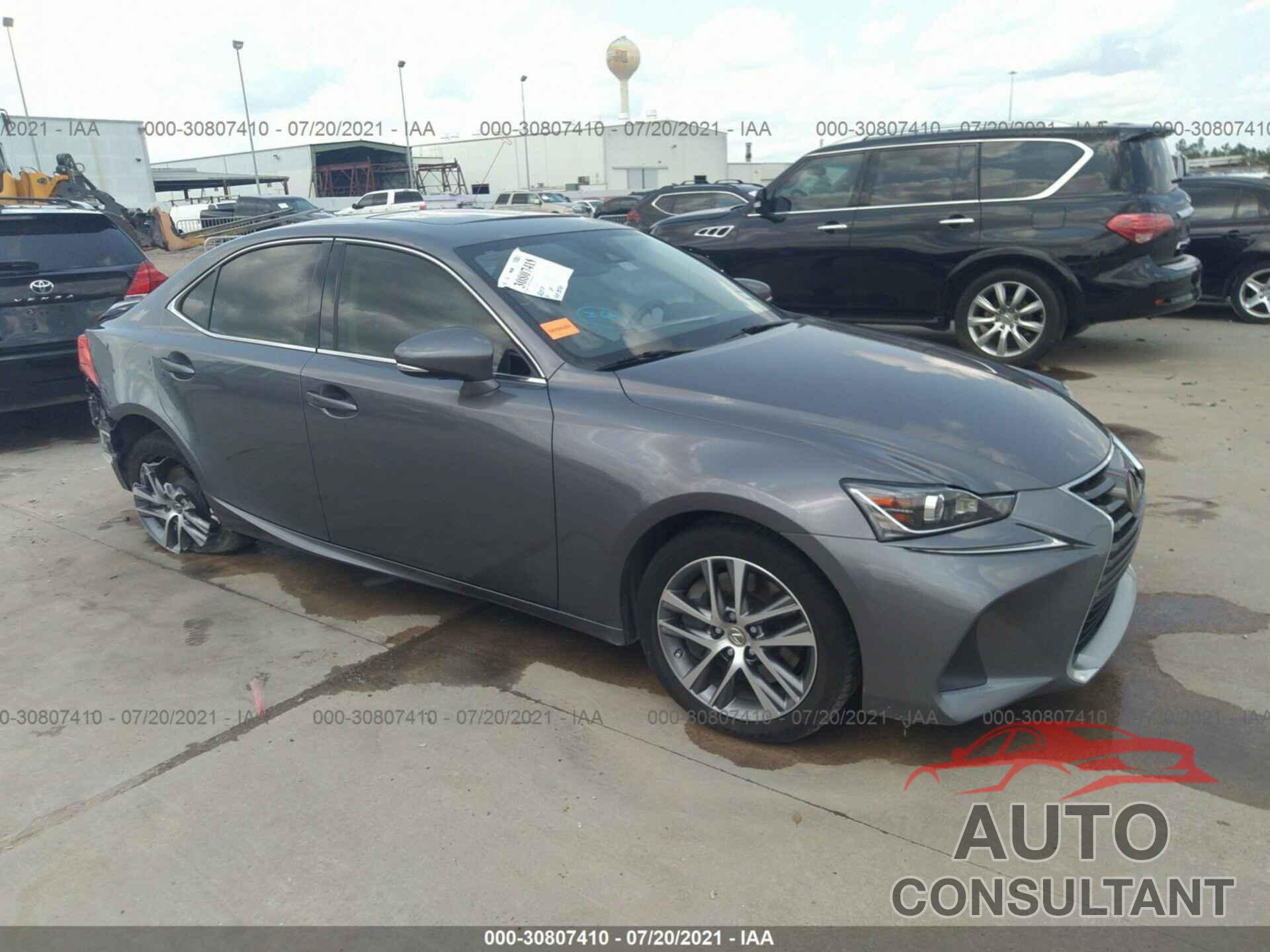 LEXUS IS 2018 - JTHBA1D25J5069020