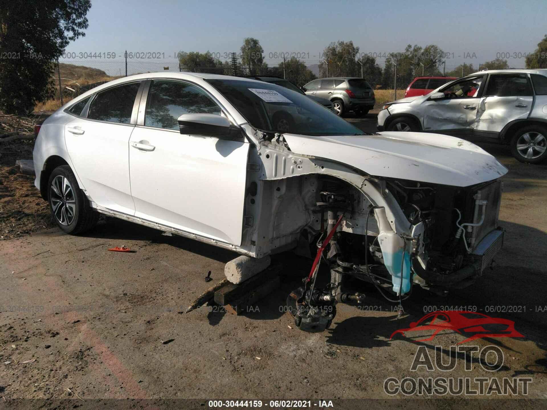 HONDA CIVIC SEDAN 2018 - 2HGFC1F39JH642837