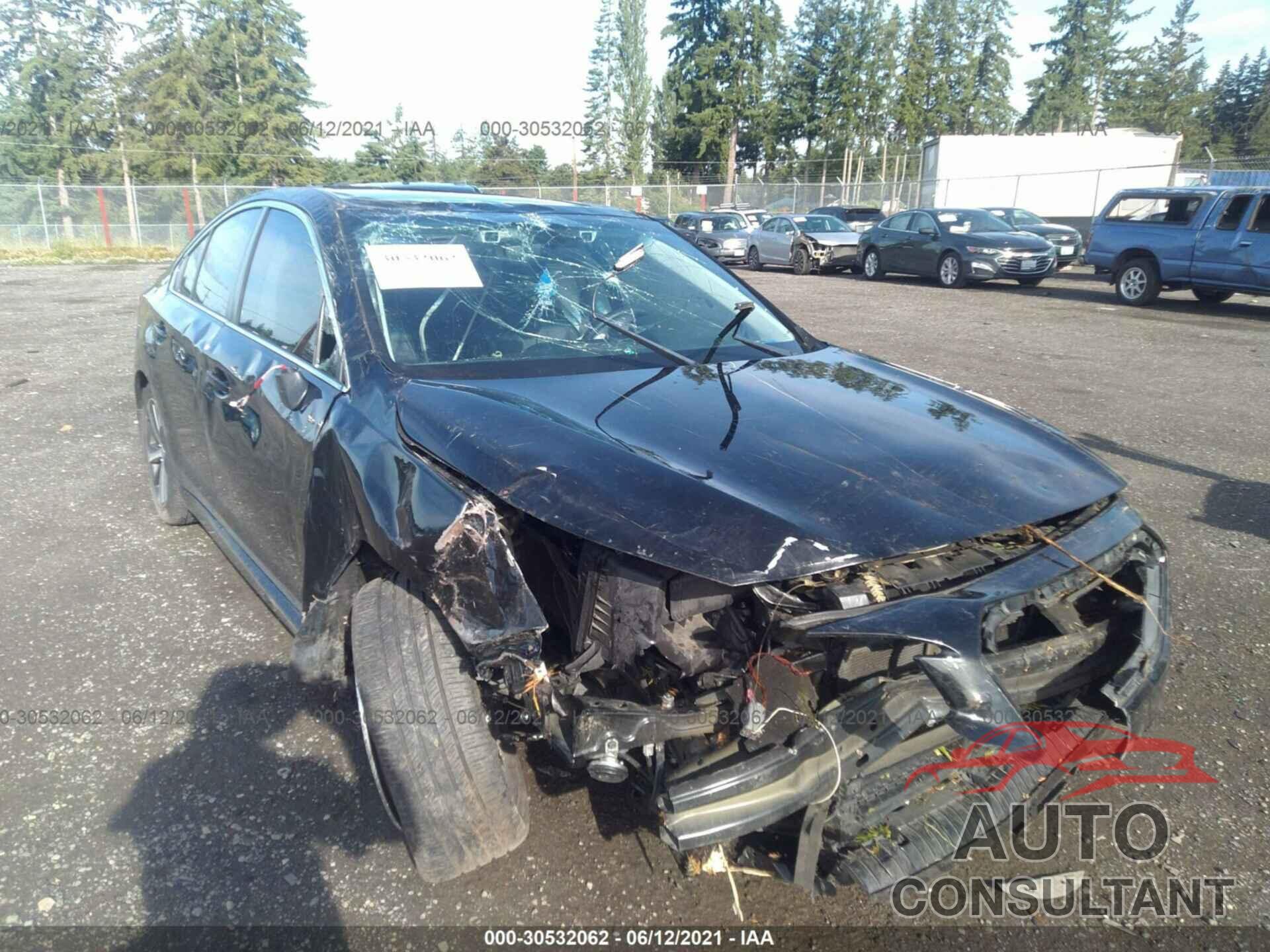 SUBARU LEGACY 2018 - 4S3BNAN63J3032132