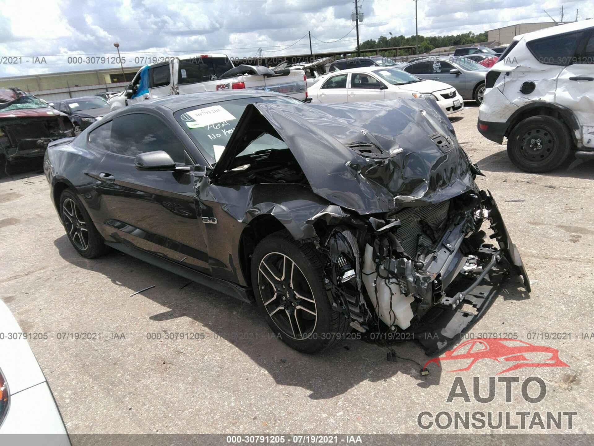 FORD MUSTANG 2020 - 1FA6P8CF2L5133571