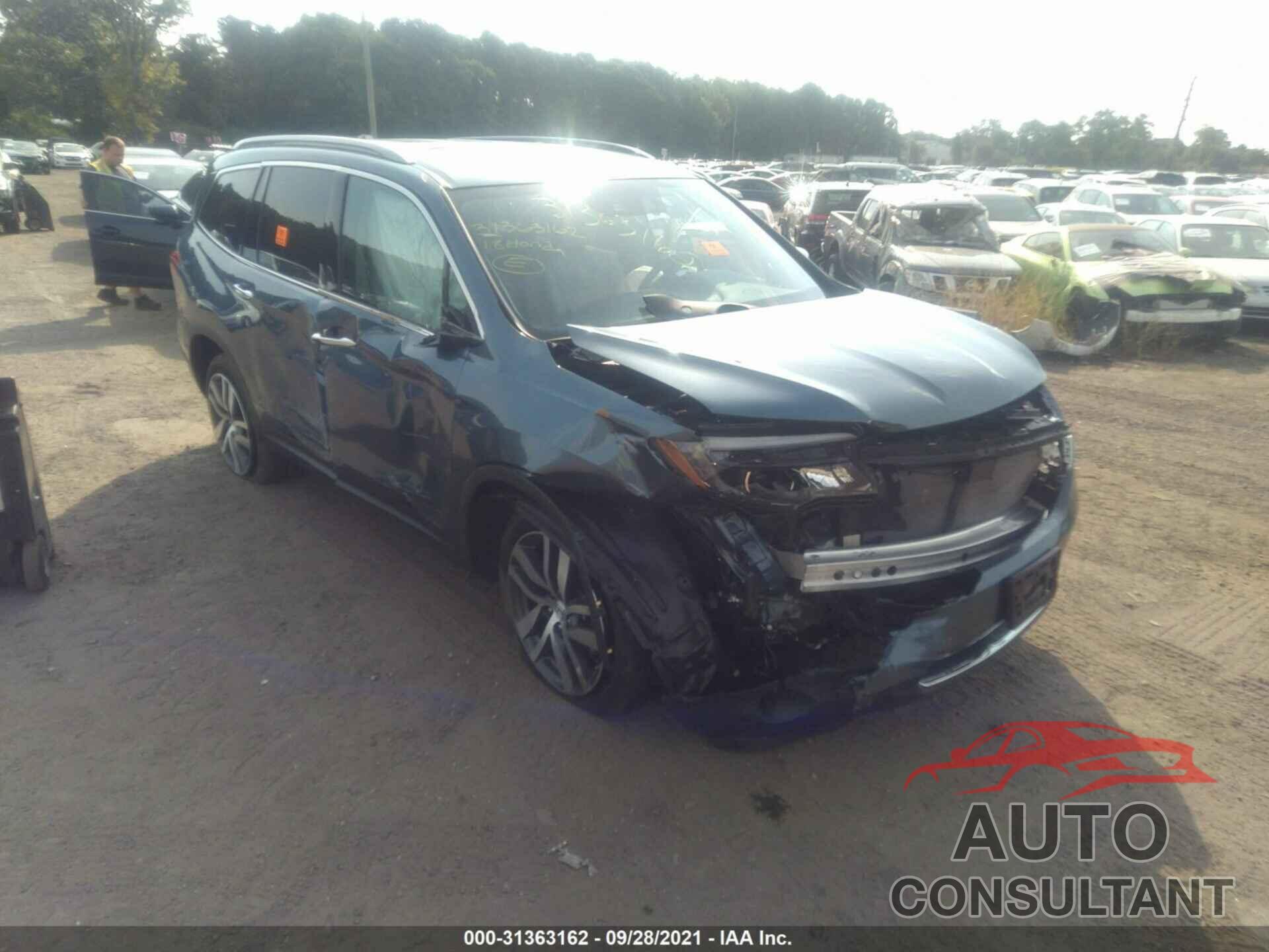 HONDA PILOT 2018 - 5FNYF6H97JB023110