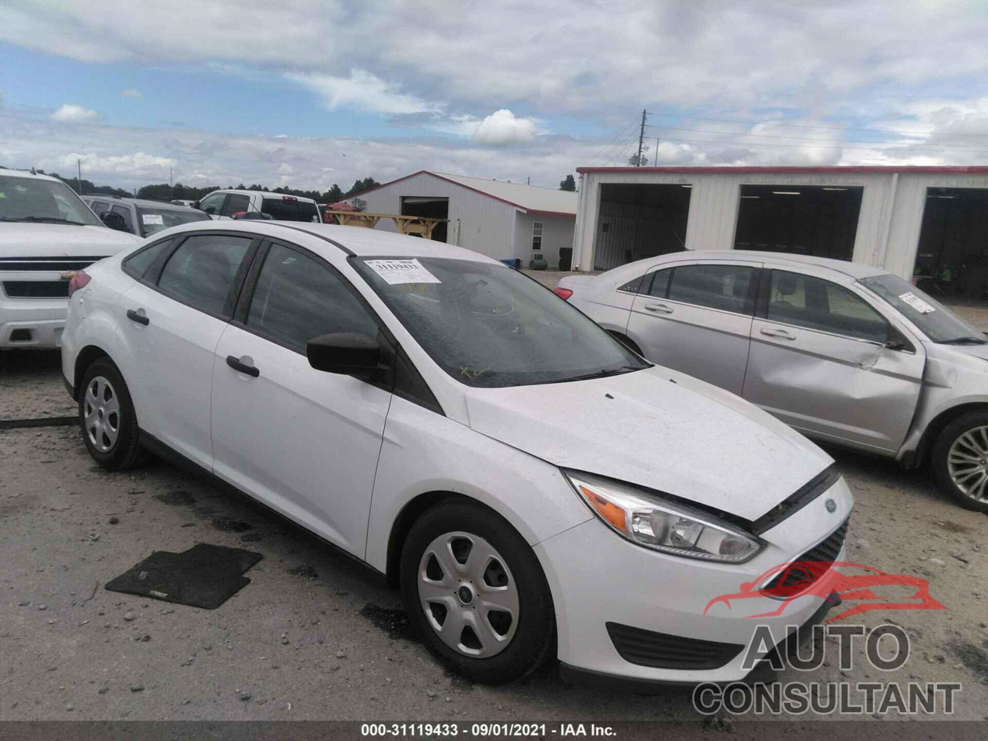 FORD FOCUS 2016 - 1FADP3E26GL376483