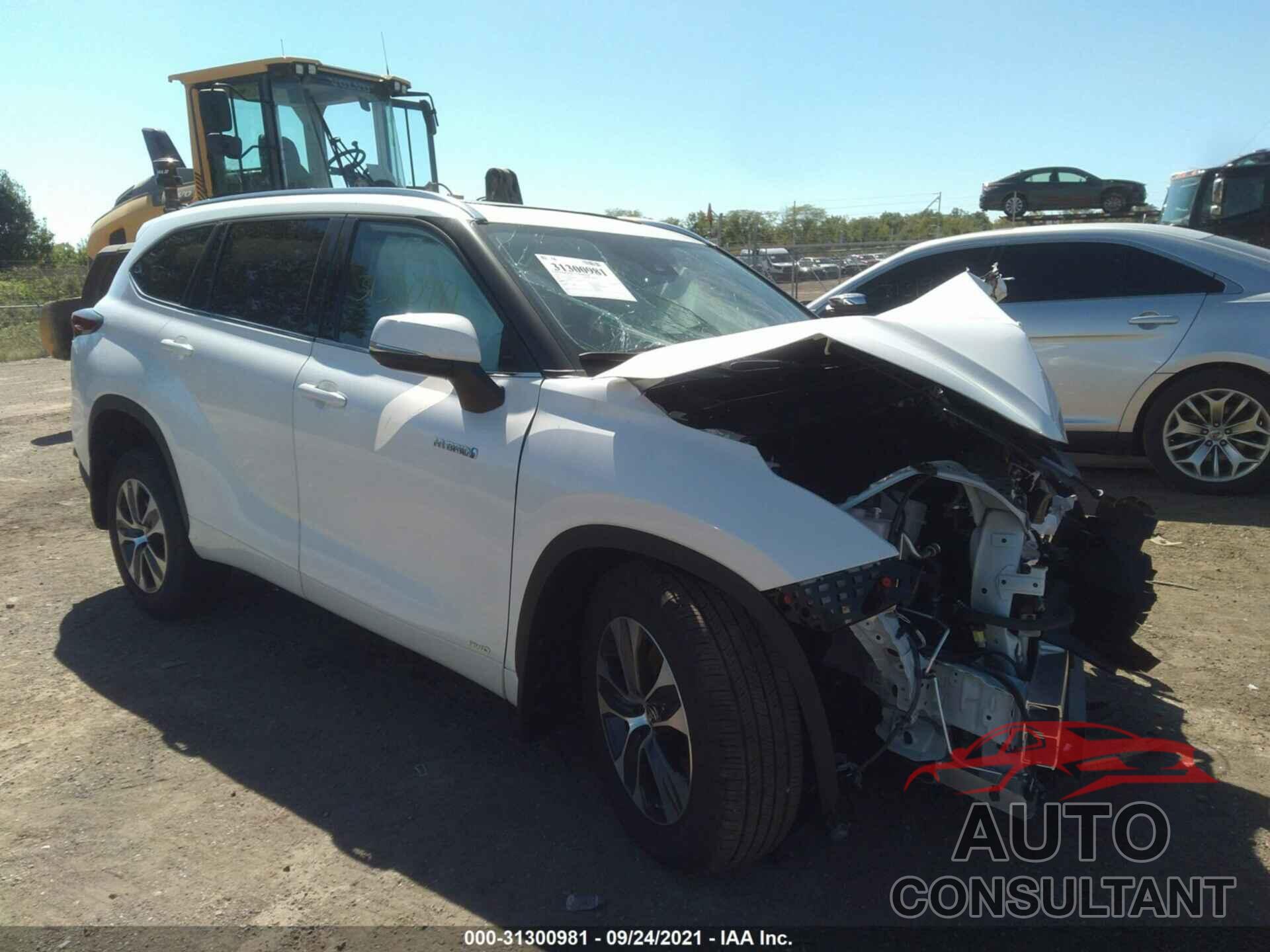 TOYOTA HIGHLANDER 2021 - 5TDHBRCH9MS052751