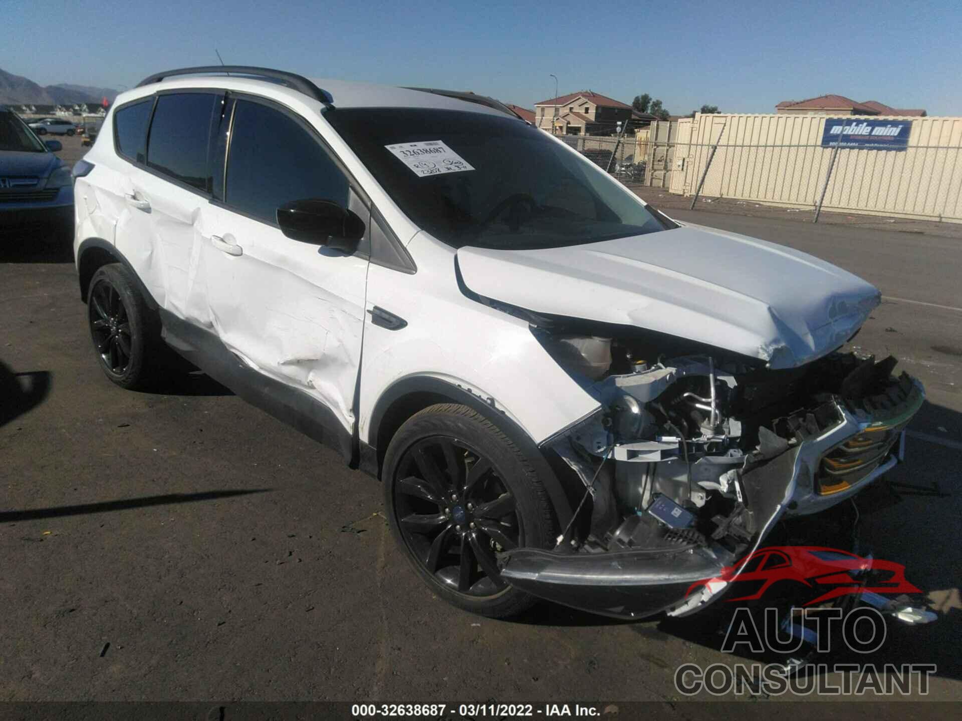 FORD ESCAPE 2018 - 1FMCU0GD3JUD22101