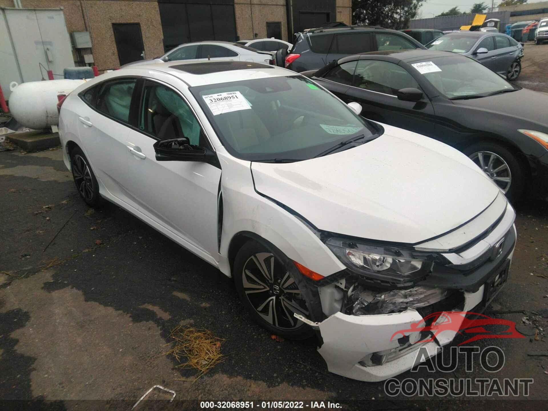 HONDA CIVIC SEDAN 2017 - 19XFC1F45HE206614