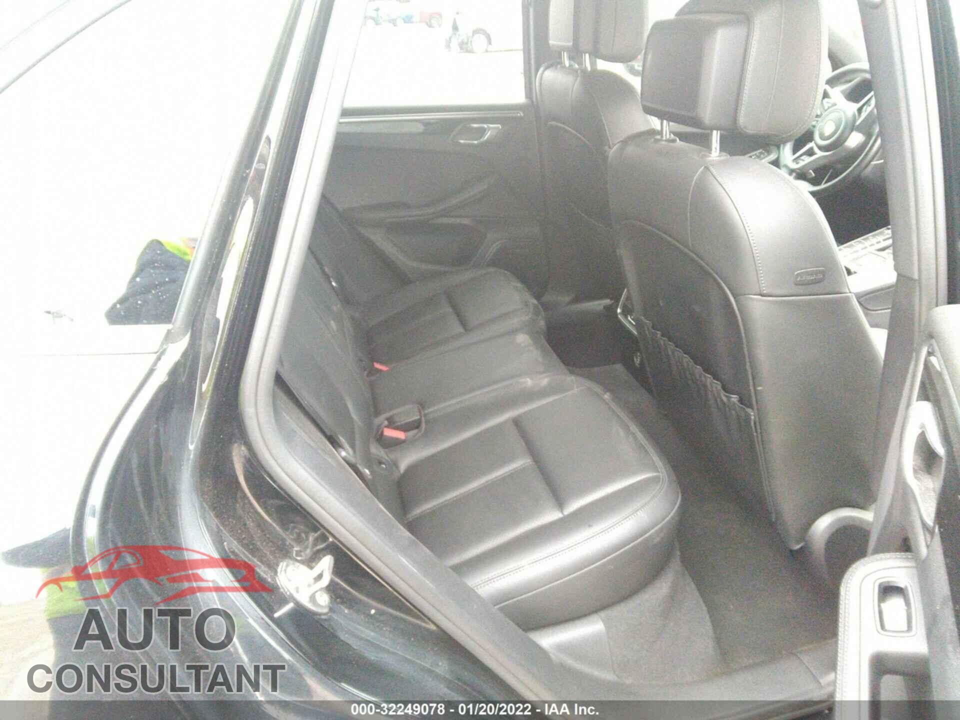 PORSCHE MACAN 2018 - WP1AA2A59JLB20448