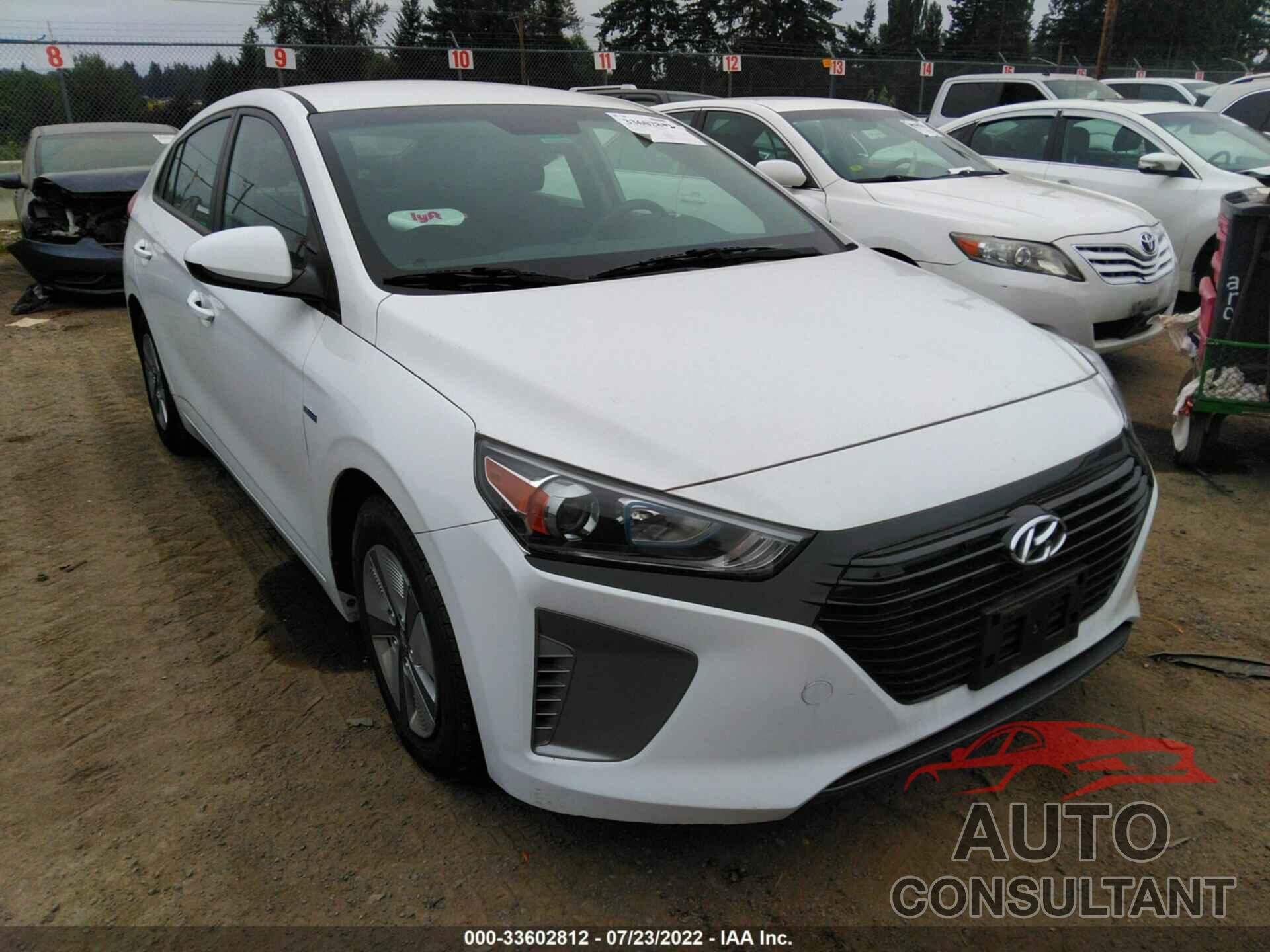 HYUNDAI IONIQ HYBRID 2019 - KMHC65LC8KU174436