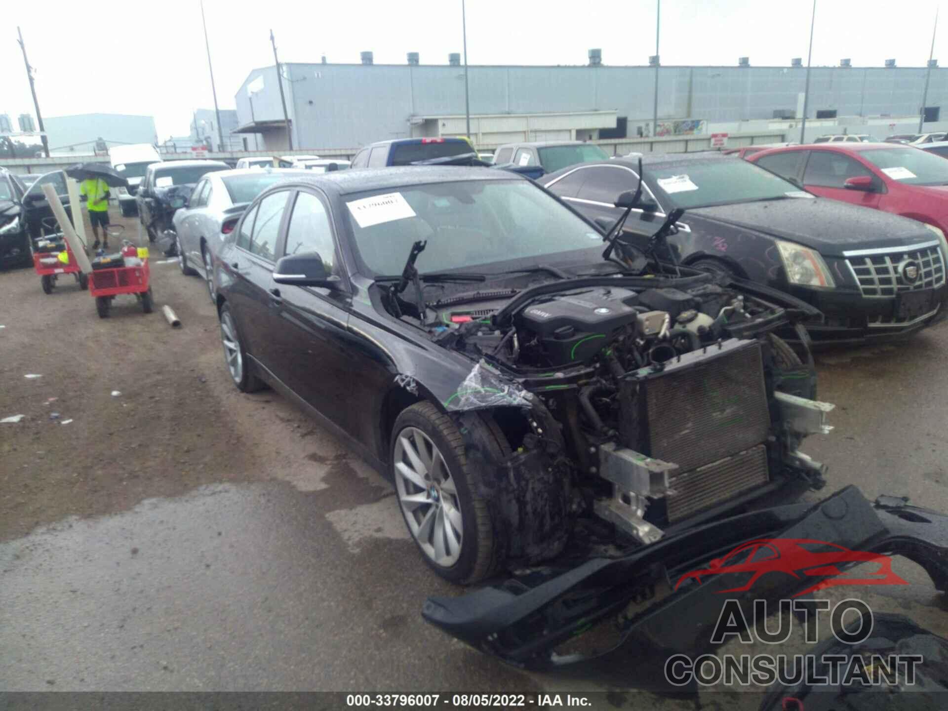 BMW 3 SERIES 2018 - WBA8A9C51JAH12878