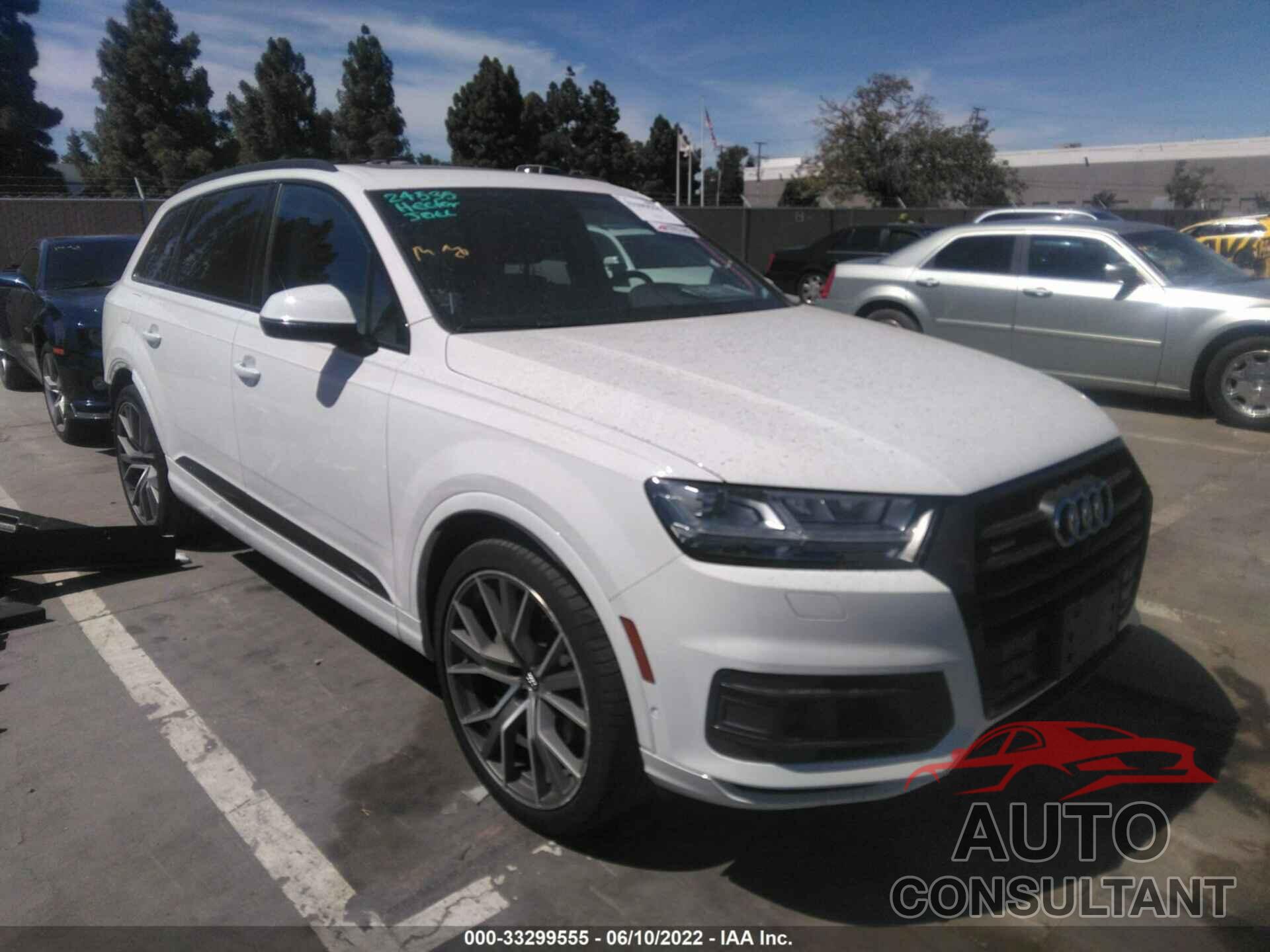 AUDI Q7 2019 - WA1VAAF70KD010823