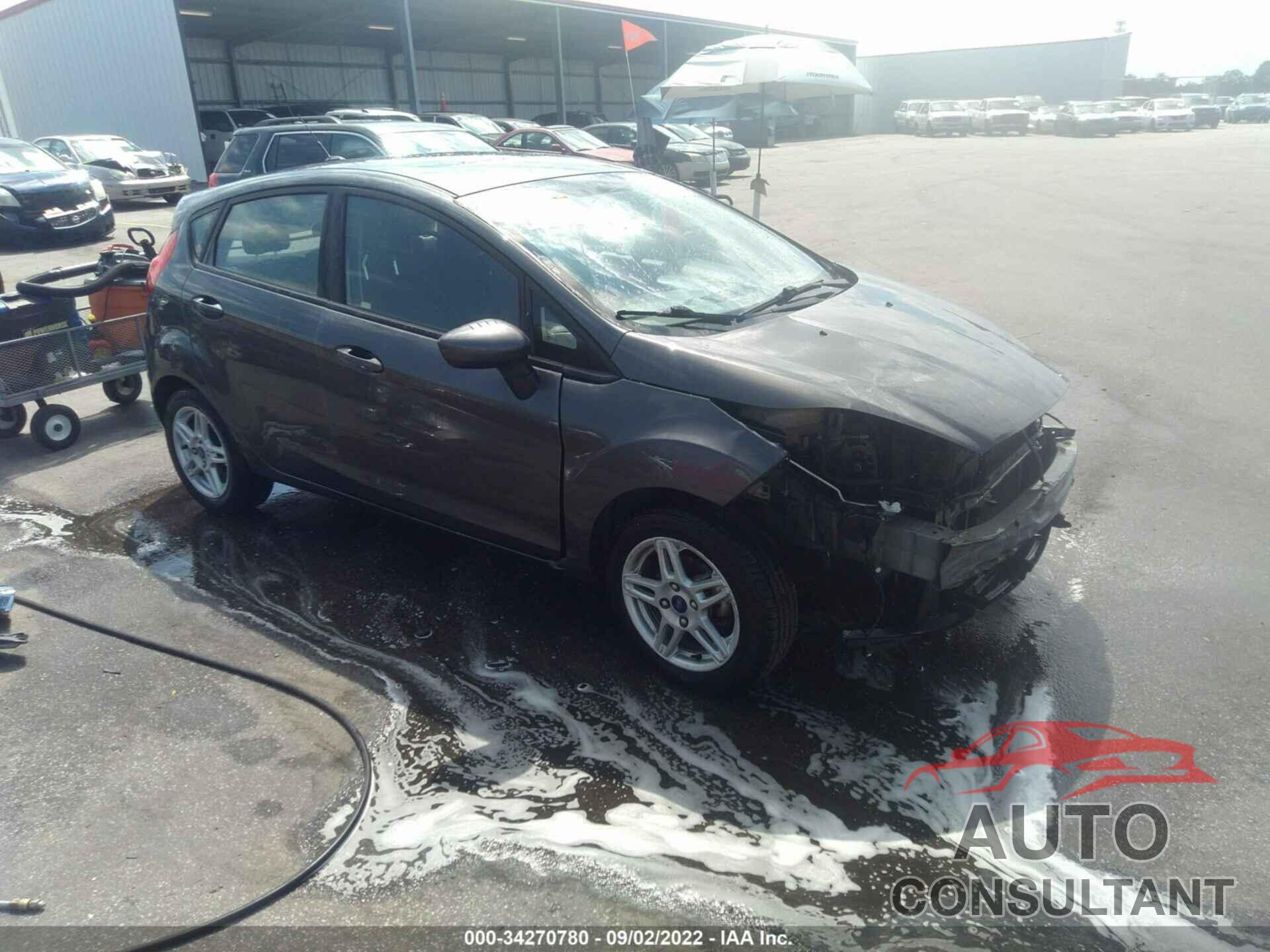 FORD FIESTA 2018 - 3FADP4EJ7JM111249