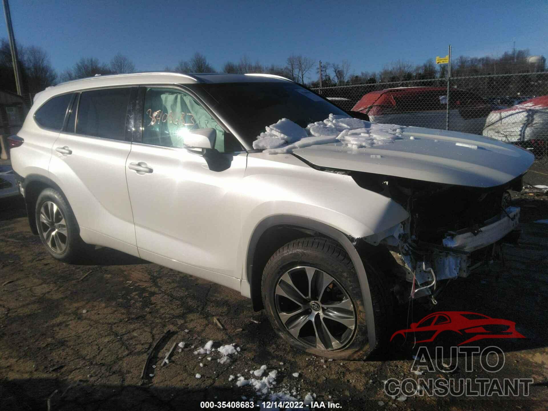 TOYOTA HIGHLANDER 2021 - 5TDHZRBH8MS074527