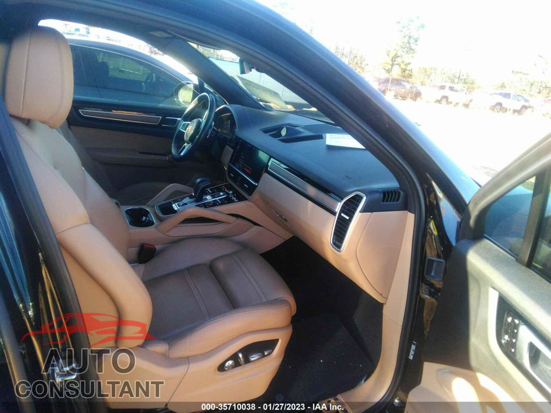 PORSCHE CAYENNE 2019 - WP1AA2AY3KDA16897