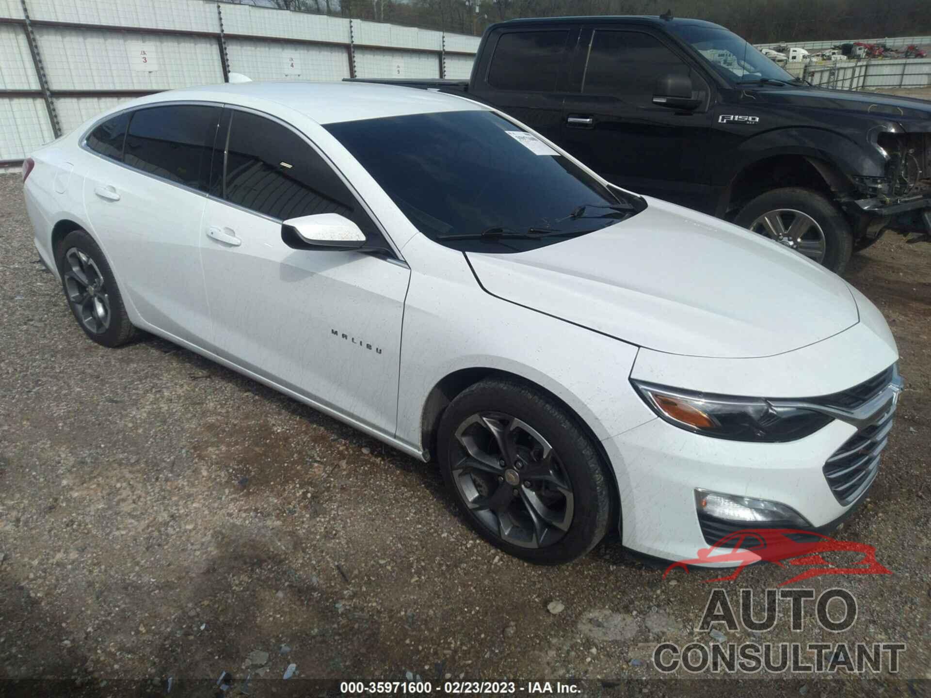 CHEVROLET MALIBU 2022 - 1G1ZD5ST3NF145899