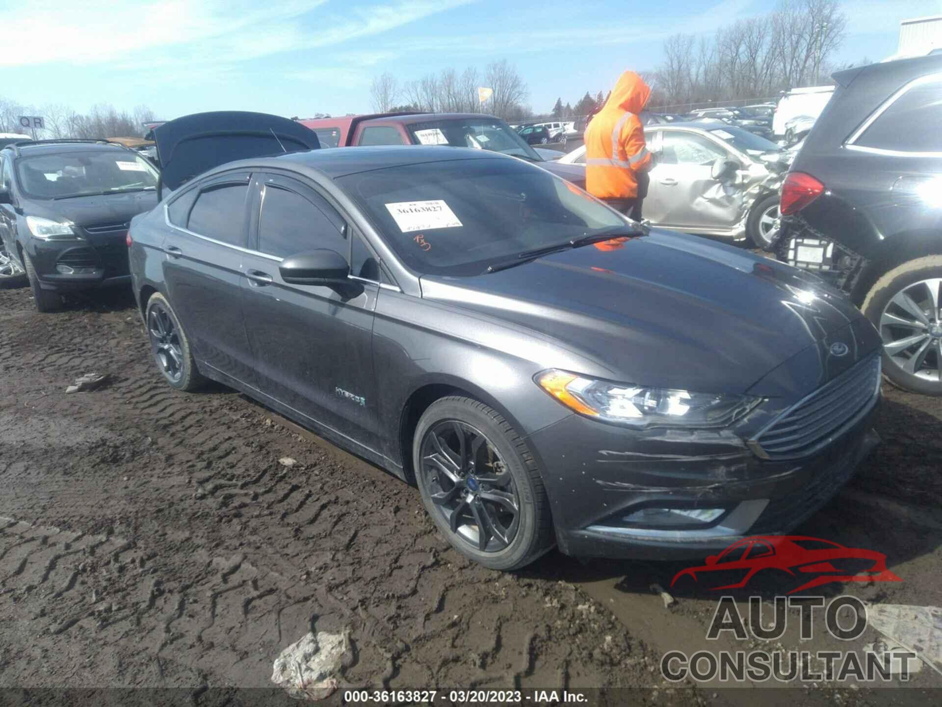 FORD FUSION HYBRID 2018 - 3FA6P0LU3JR185897