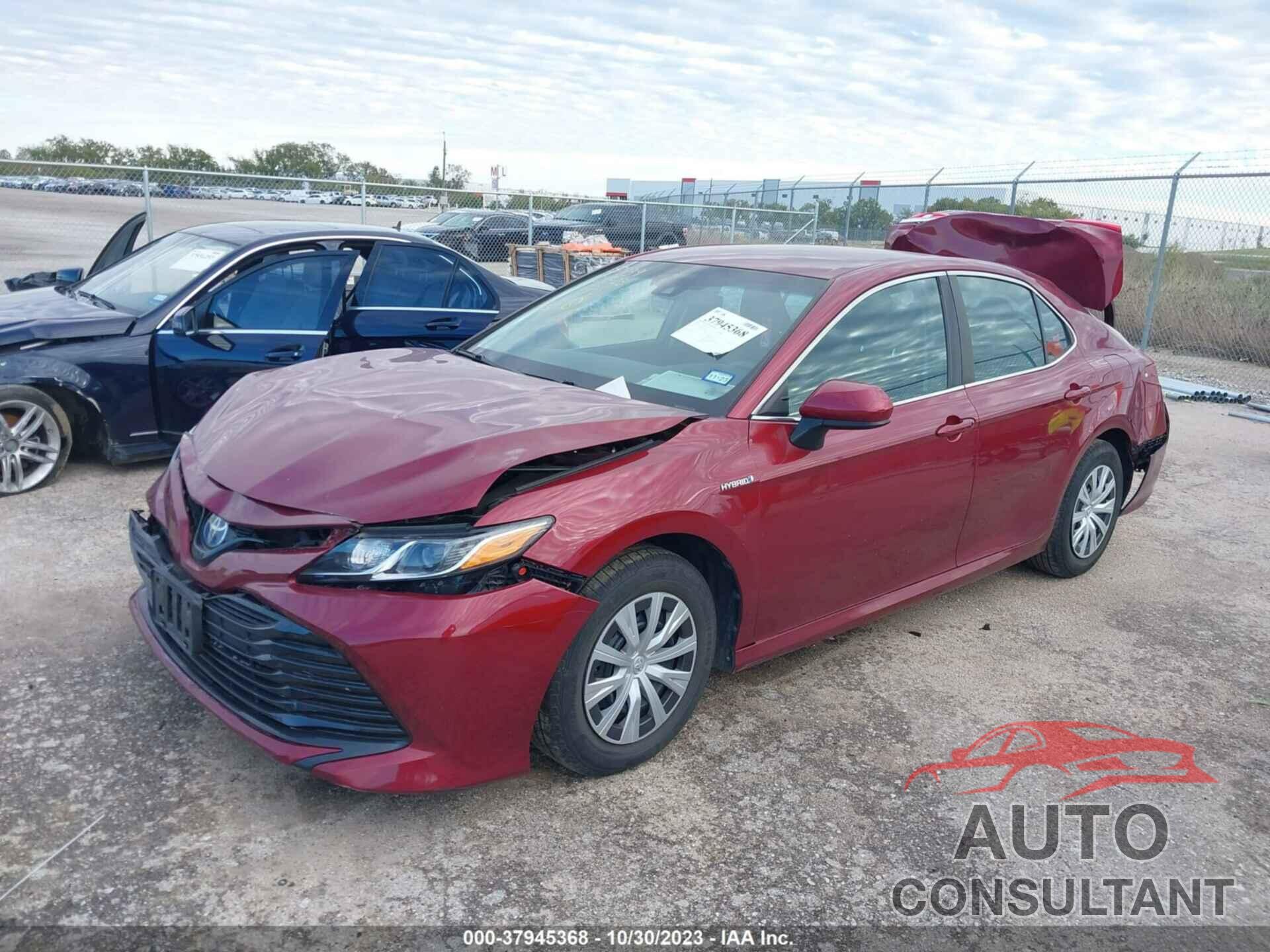 TOYOTA CAMRY 2018 - 4T1B31HK9JU501602