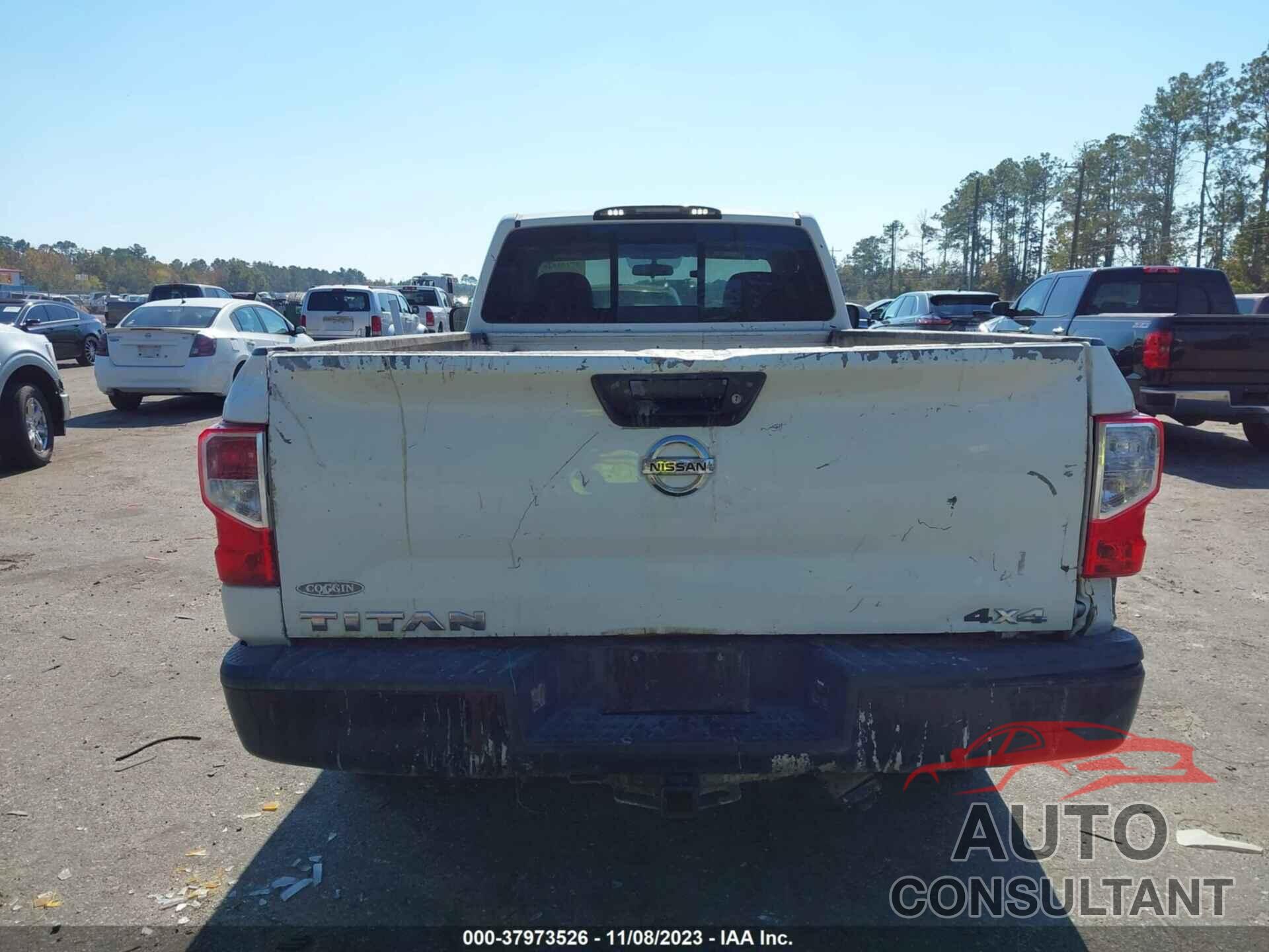 NISSAN TITAN 2017 - 1N6AA1R8XHN563522