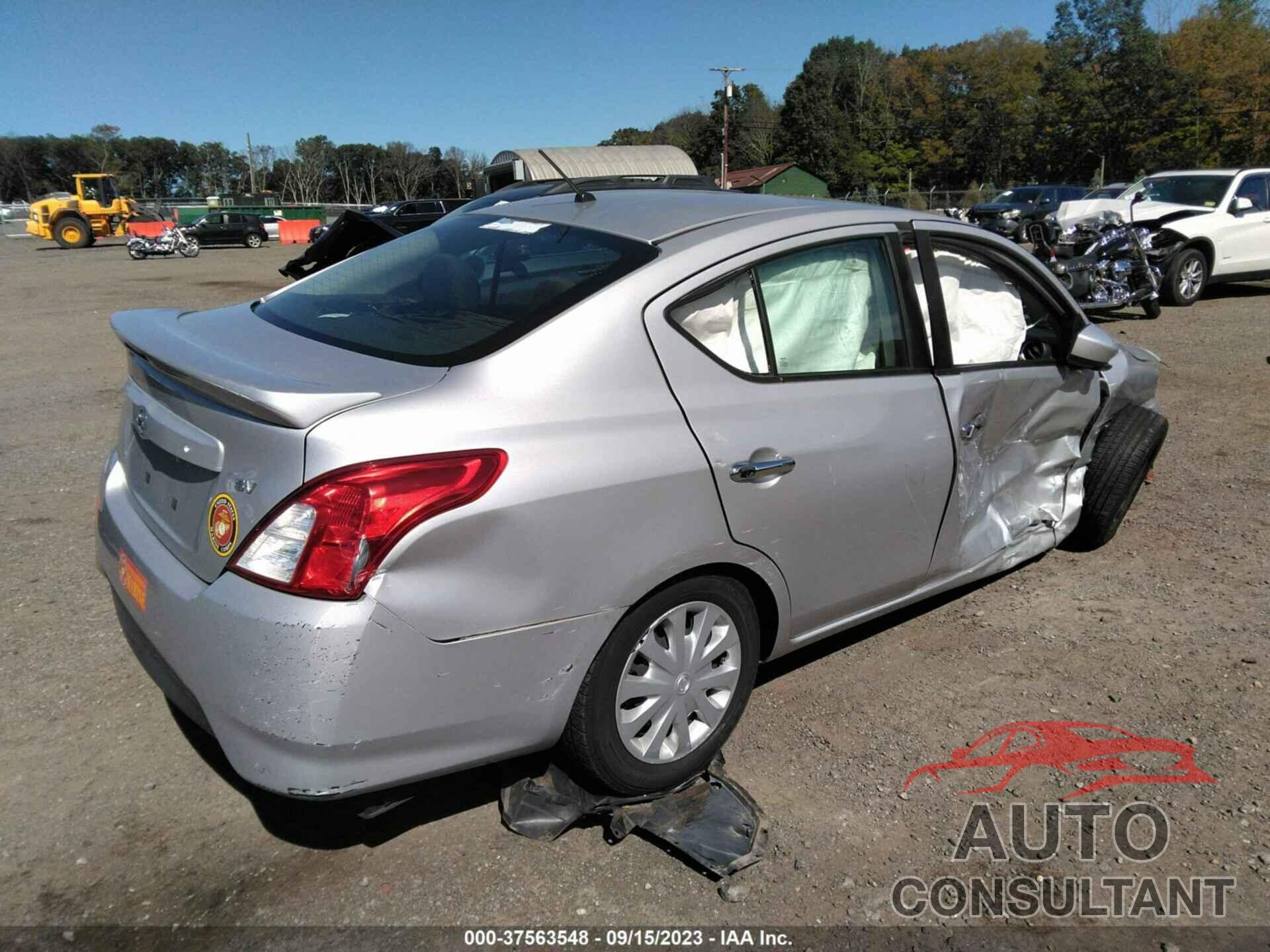 NISSAN VERSA 2017 - 3N1CN7AP1HL815666