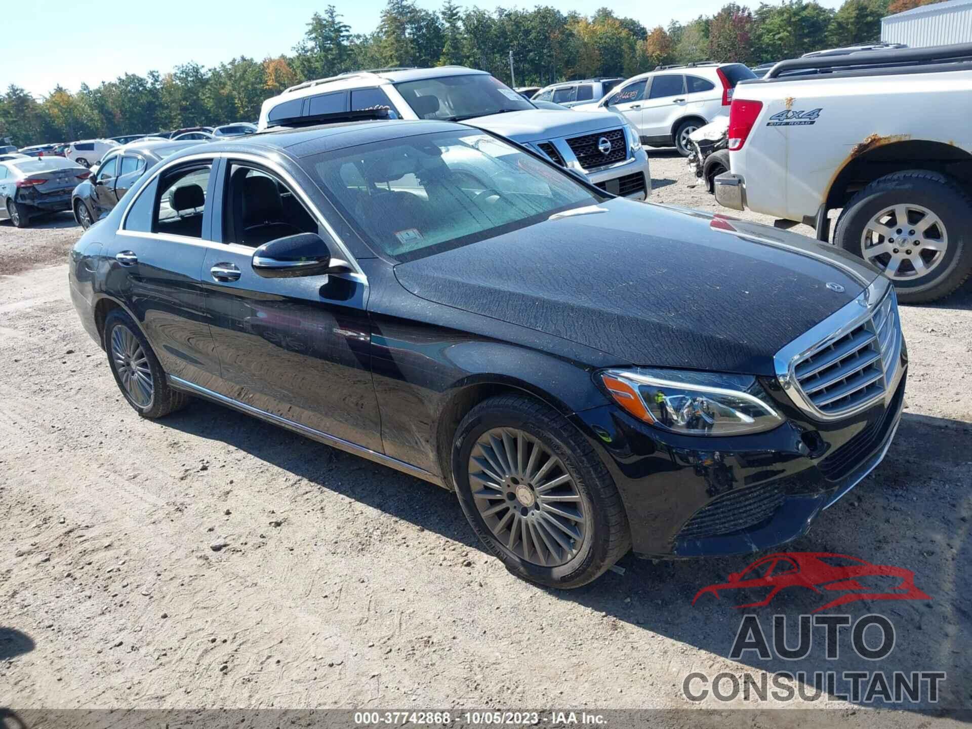 MERCEDES-BENZ C 300 2015 - 55SWF4KB4FU081009