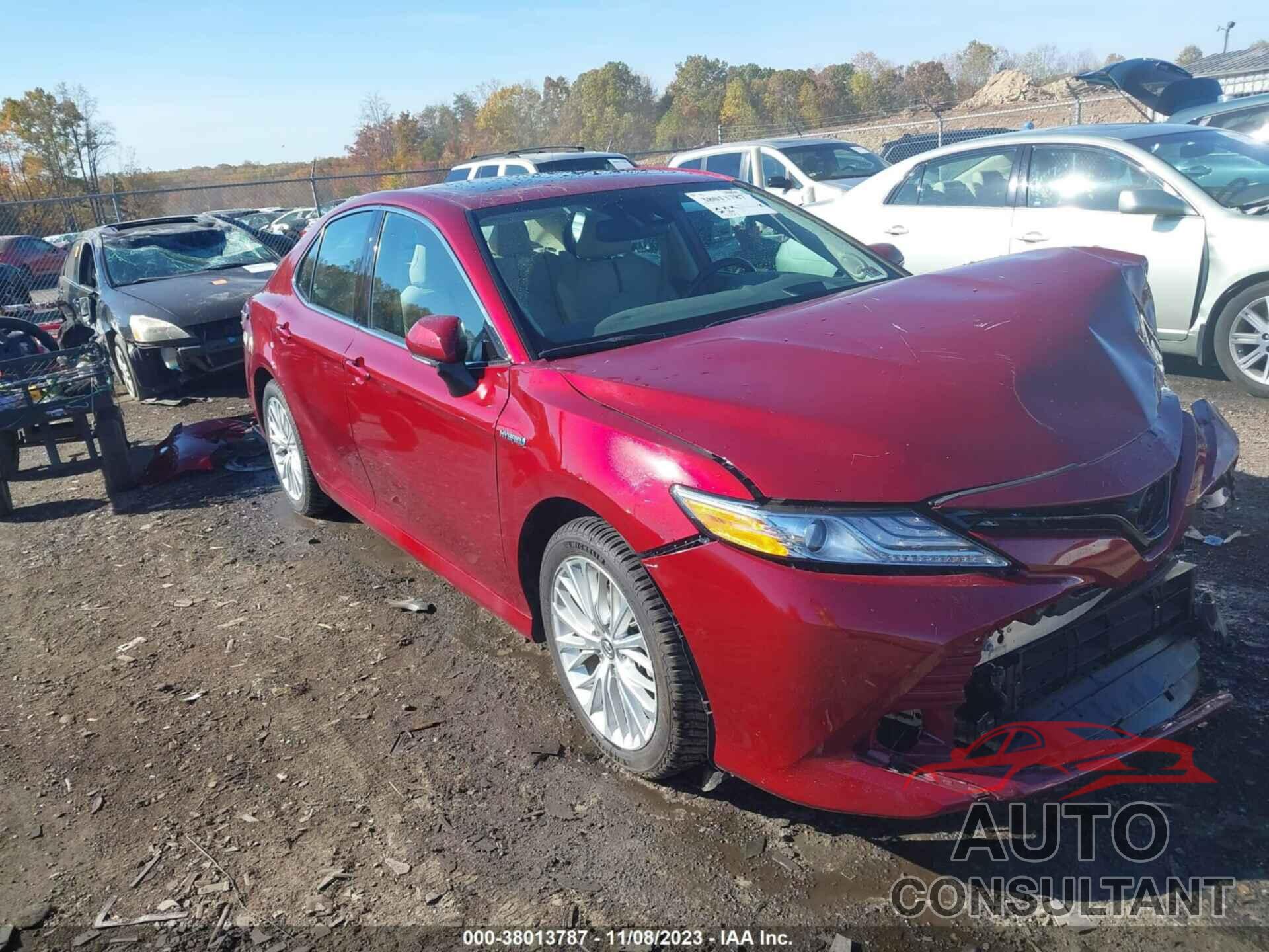 TOYOTA CAMRY 2019 - 4T1B21HK1KU511674