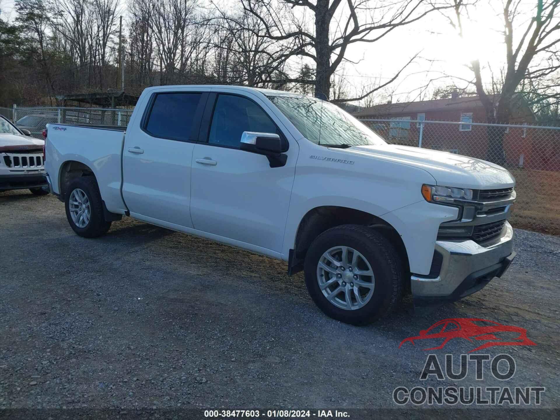 CHEVROLET SILVERADO 1500 2019 - 1GCUYDED6KZ146530