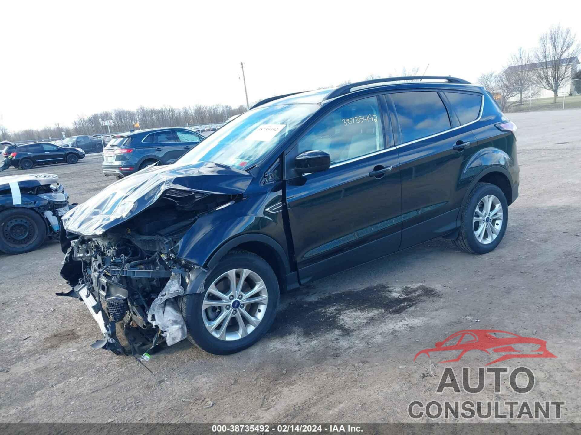 FORD ESCAPE 2017 - 1FMCU9G9XHUB94272