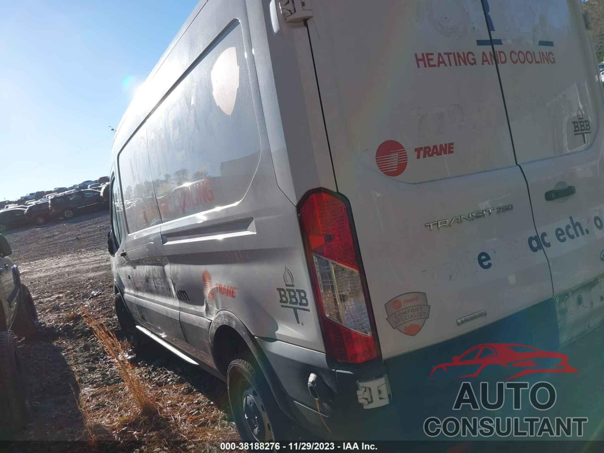 FORD TRANSIT CARGO VAN 2020 - 1FTBR1CG0LKA30170