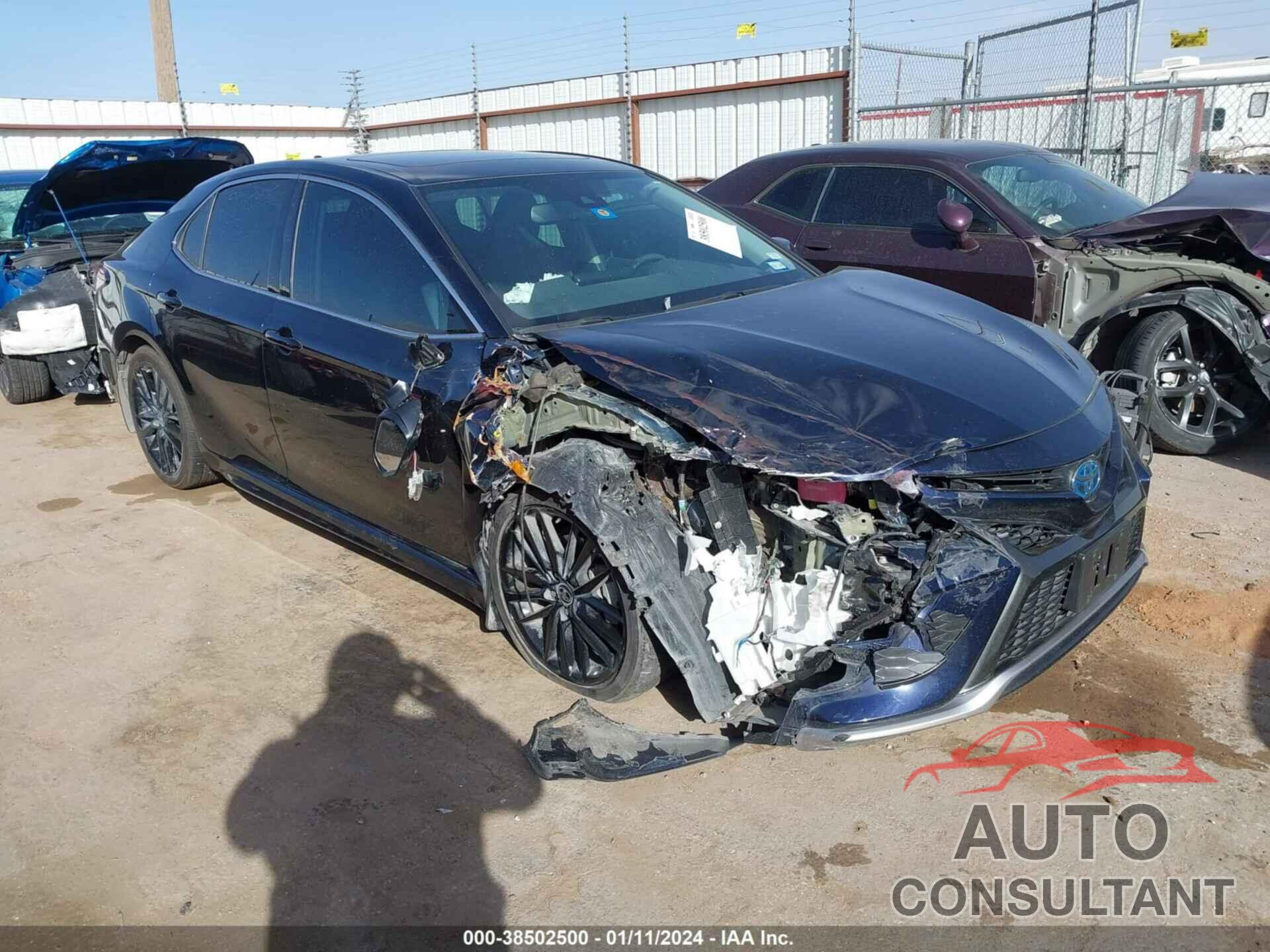 TOYOTA CAMRY 2022 - 4T1K31AK7NU573849