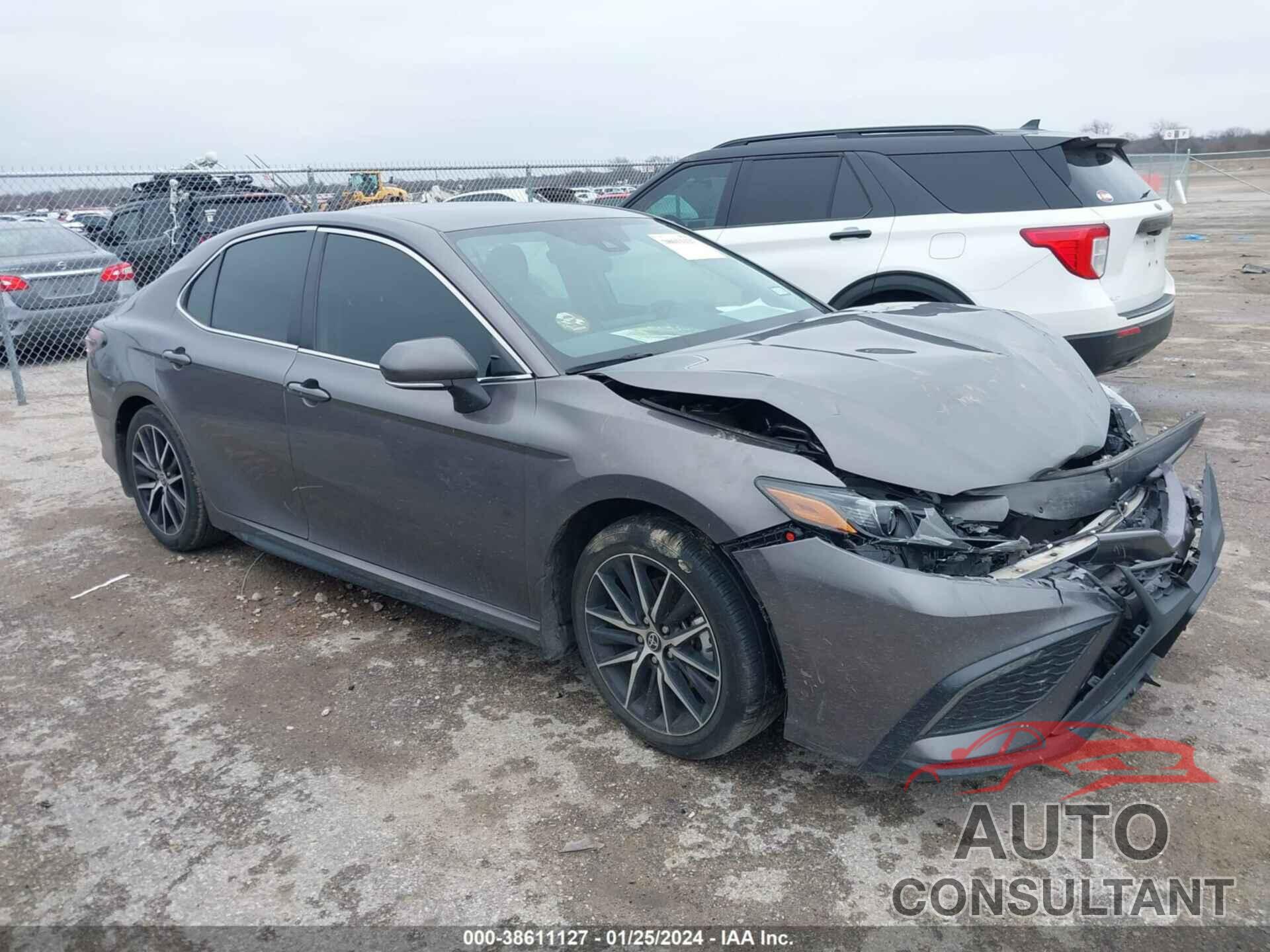 TOYOTA CAMRY 2022 - 4T1G11AK0NU671892
