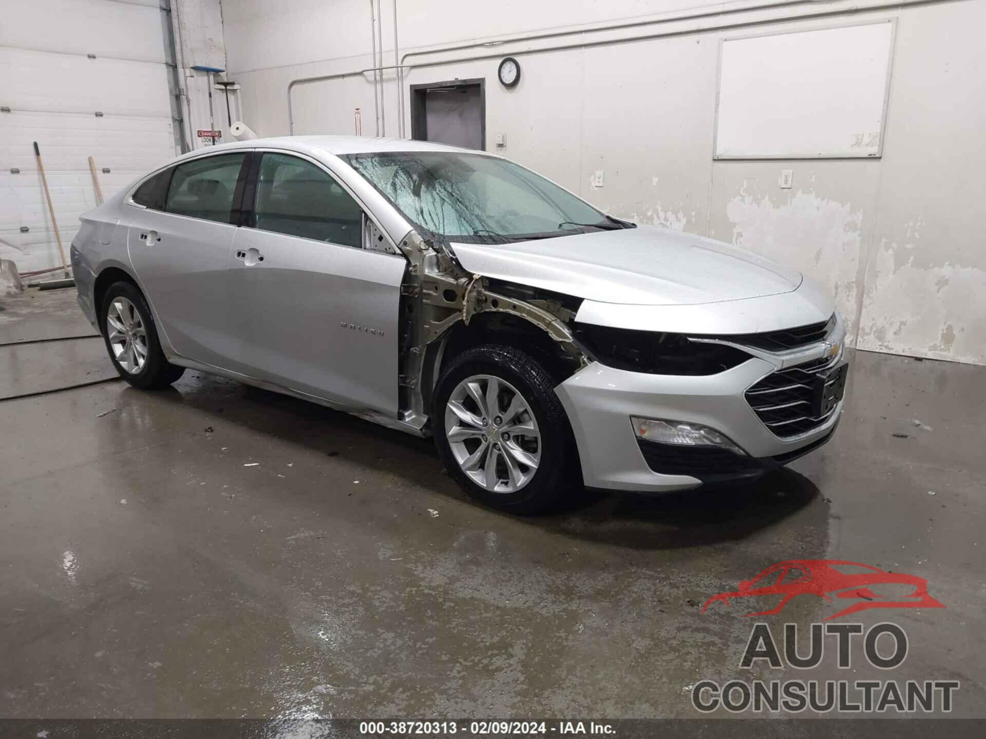 CHEVROLET MALIBU 2022 - 1G1ZD5ST1NF139387