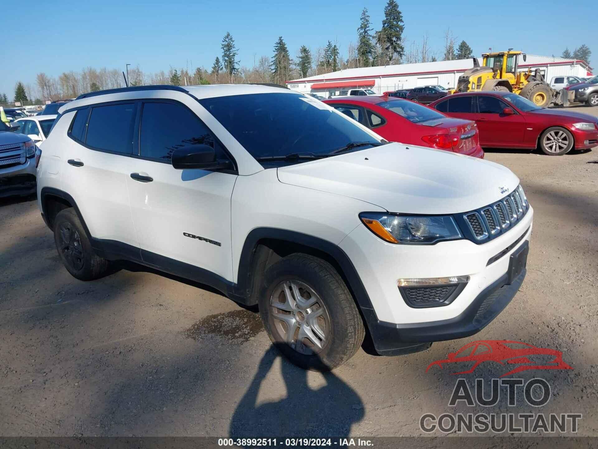 JEEP COMPASS 2018 - 3C4NJDAB7JT150878