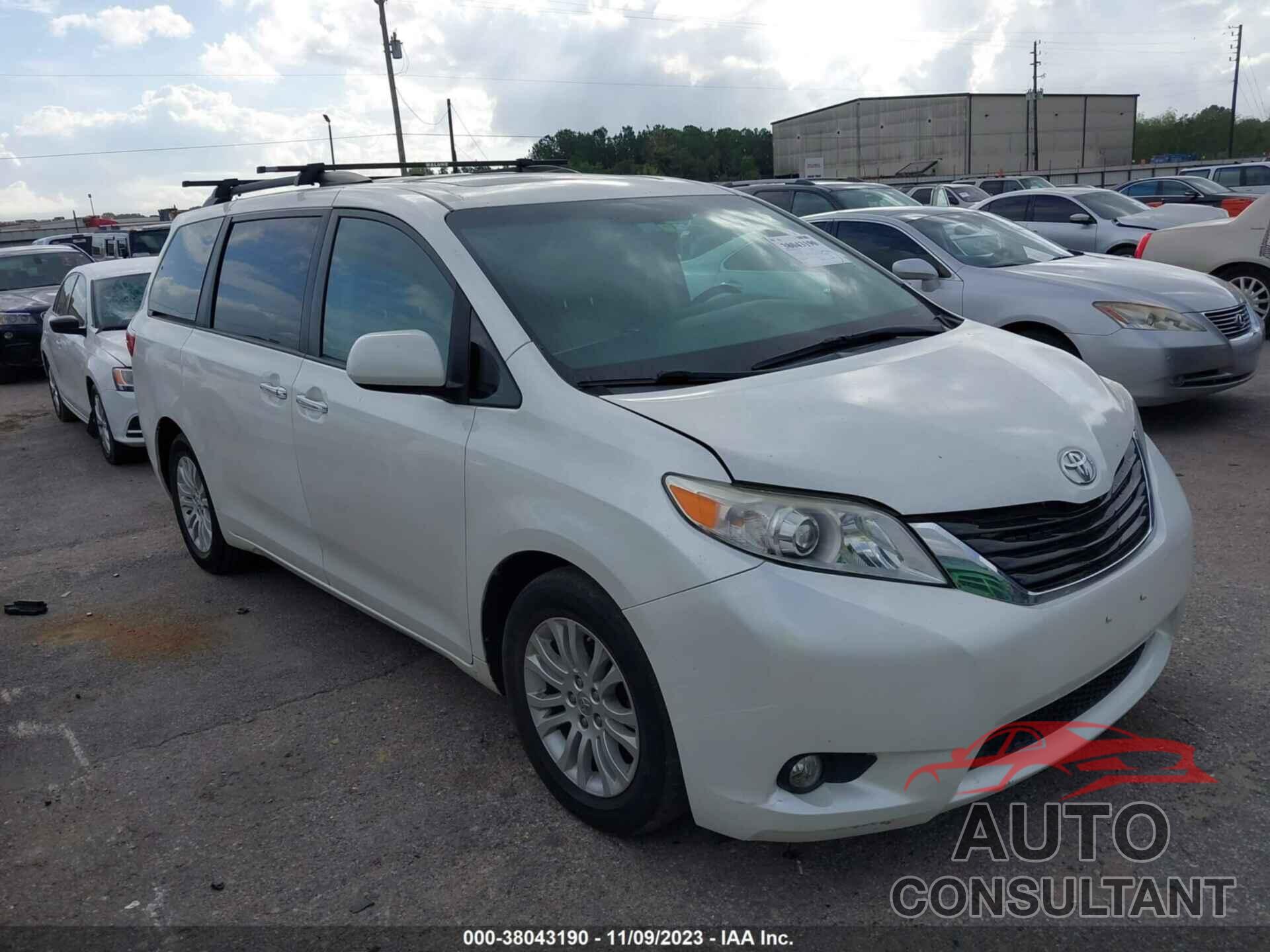 TOYOTA SIENNA 2017 - 5TDYZ3DC0HS823549