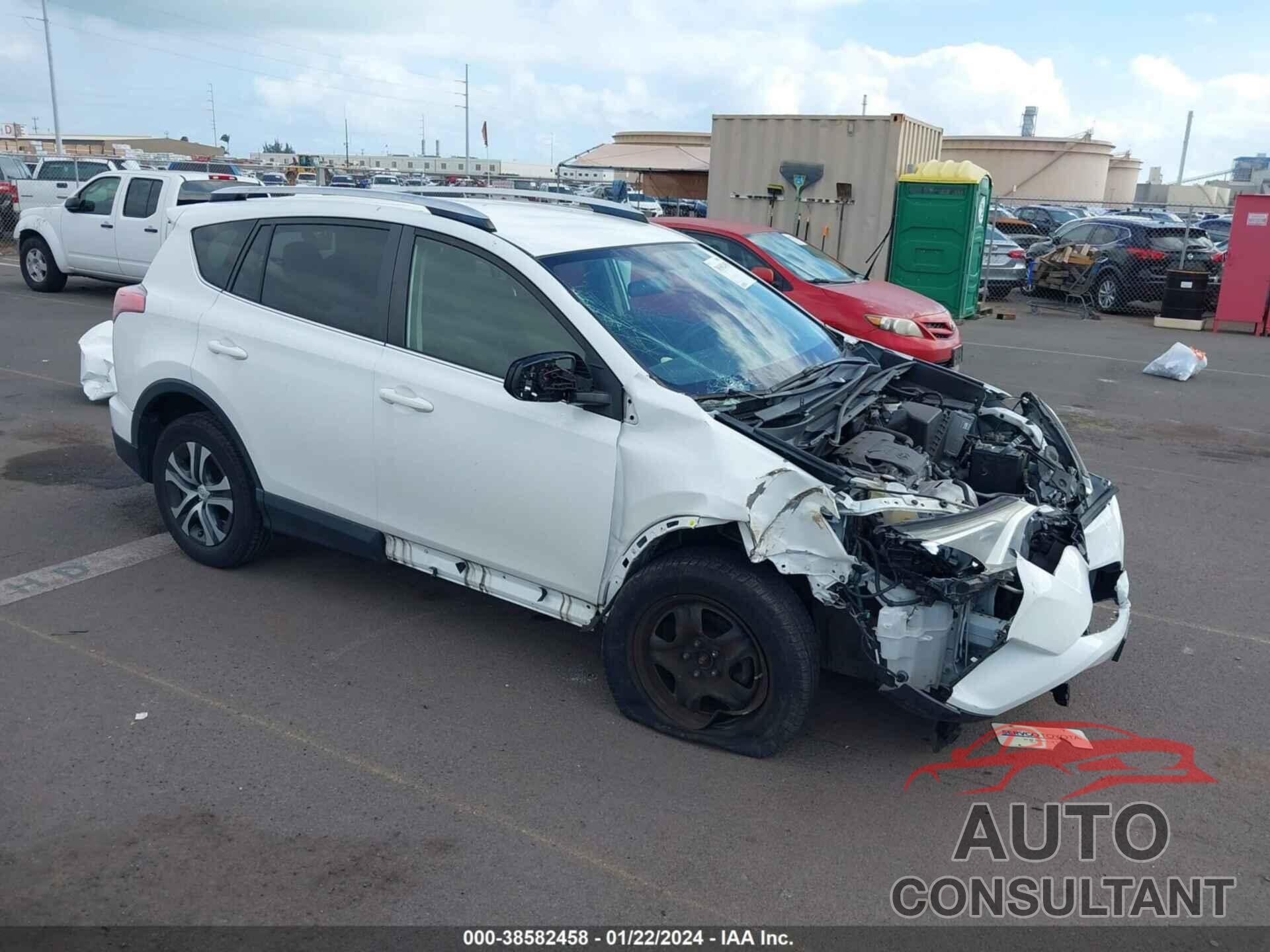 TOYOTA RAV4 2016 - JTMZFREV4GJ084133