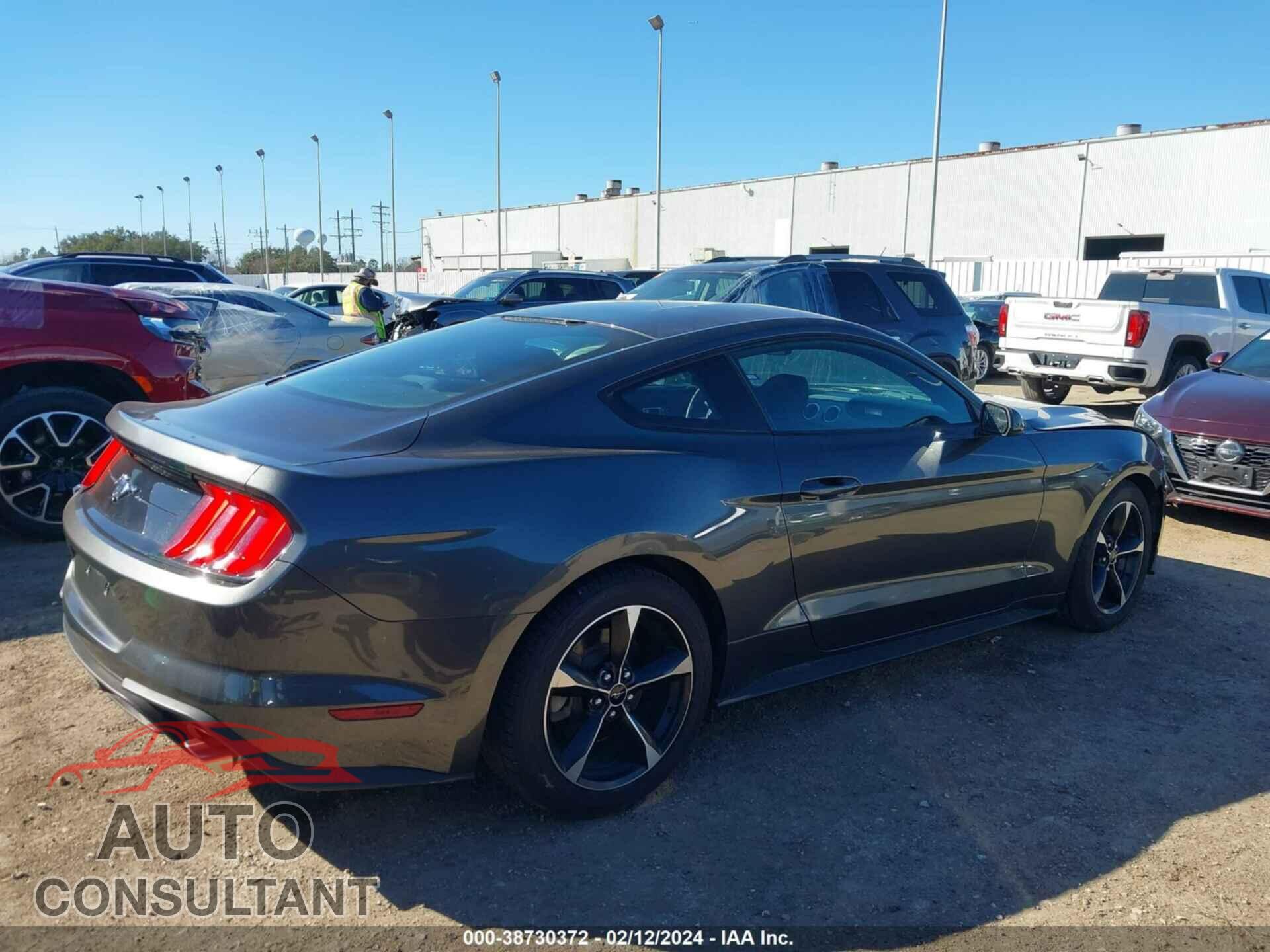 FORD MUSTANG 2018 - 1FA6P8TH3J5117216