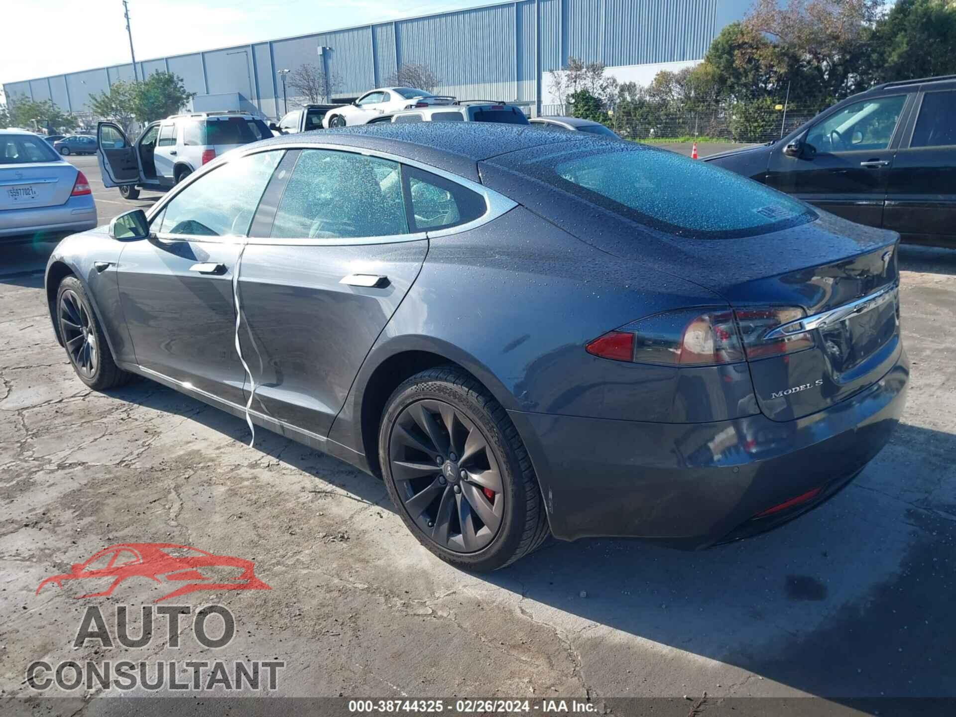 TESLA MODEL S 2018 - 5YJSA1E46JF259618