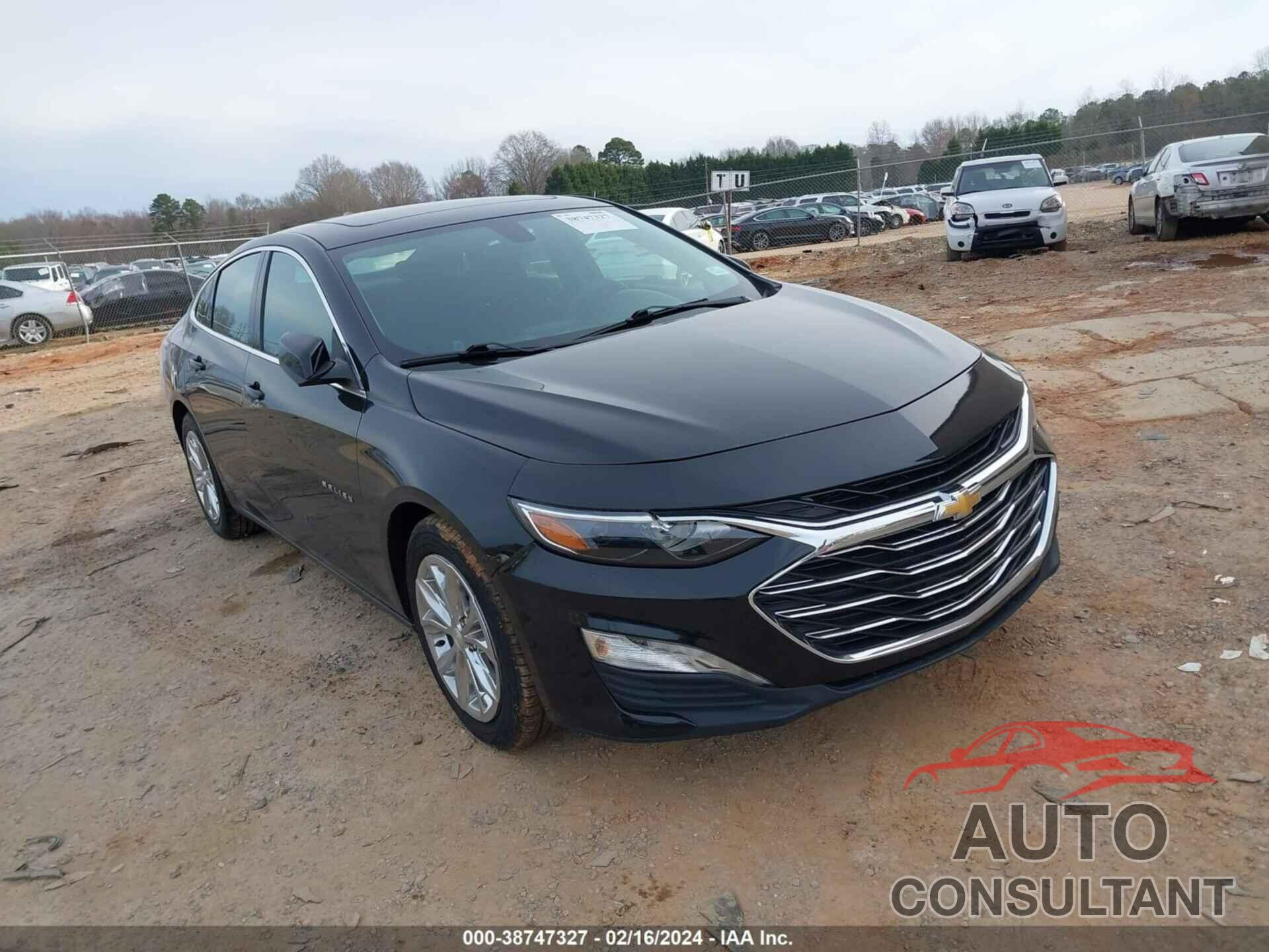 CHEVROLET MALIBU 2021 - 1G1ZD5ST5MF024788
