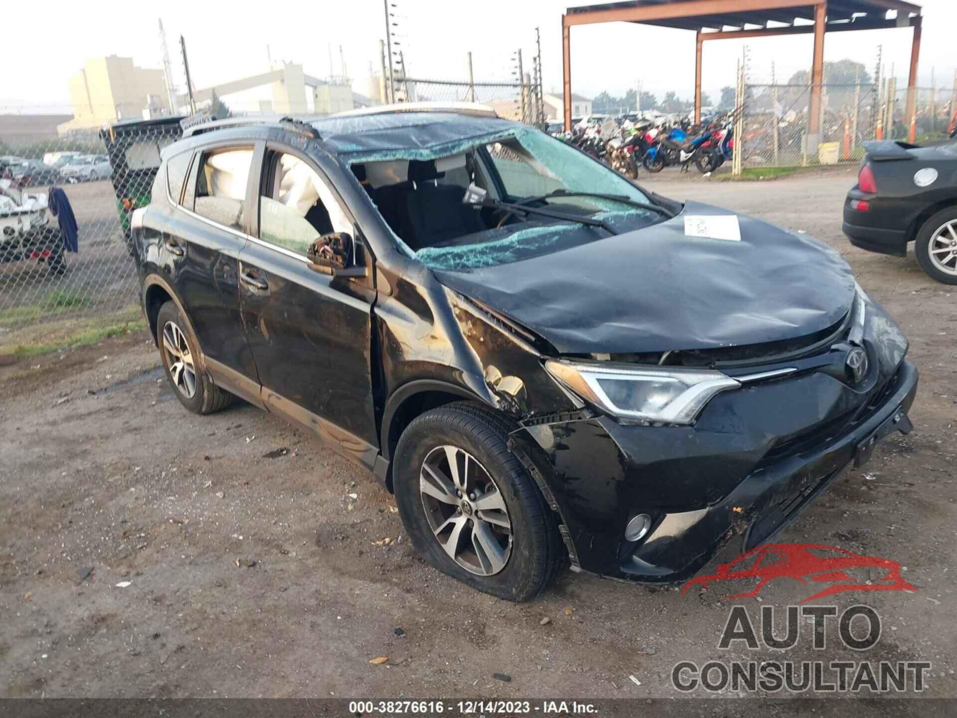 TOYOTA RAV4 2018 - 2T3RFREV7JW713117