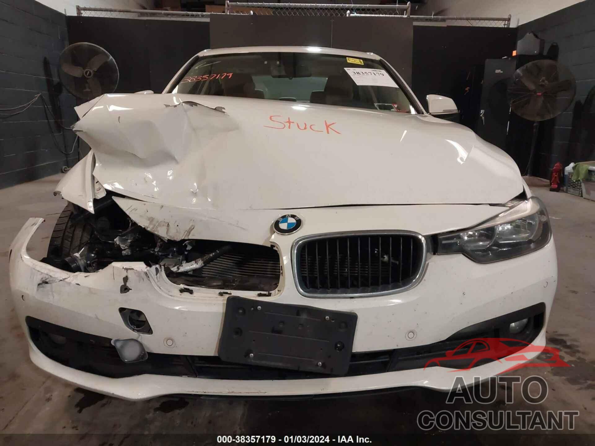 BMW 320I 2016 - WBA8E5G51GNT41940