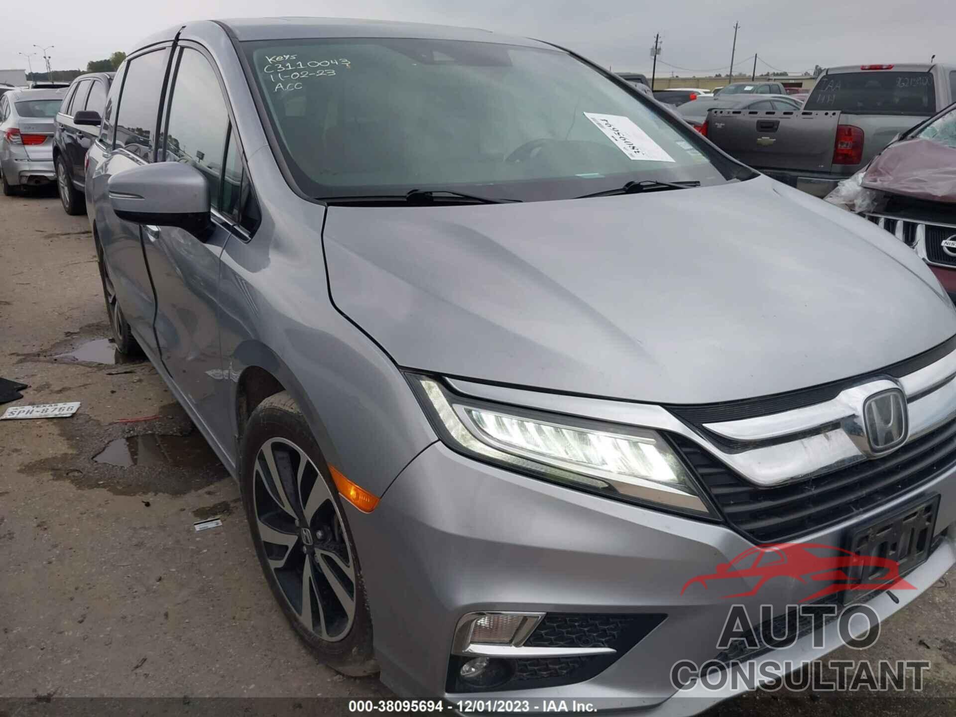 HONDA ODYSSEY 2018 - 5FNRL6H95JB069063