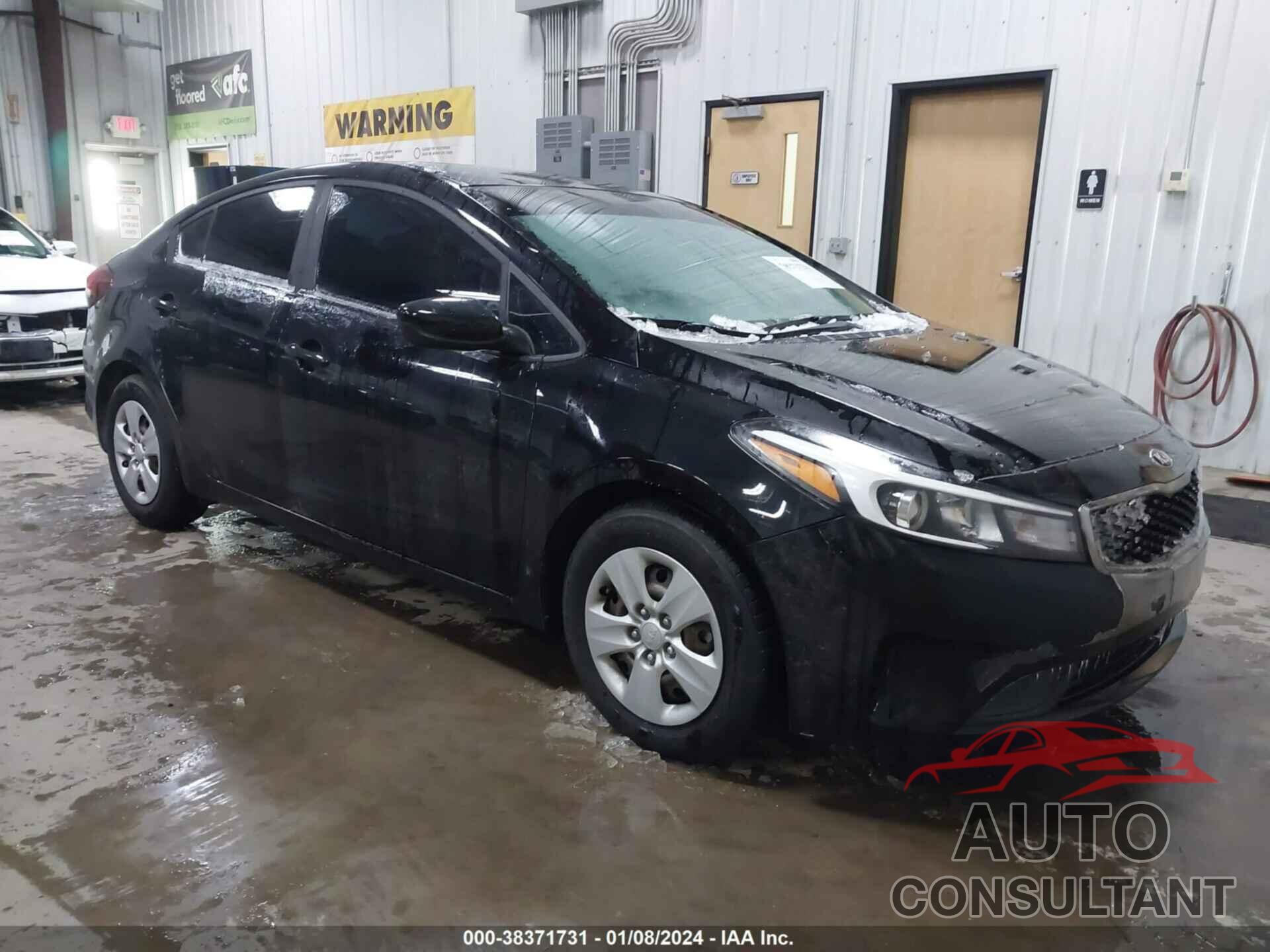 KIA FORTE 2018 - 3KPFL4A79JE248664