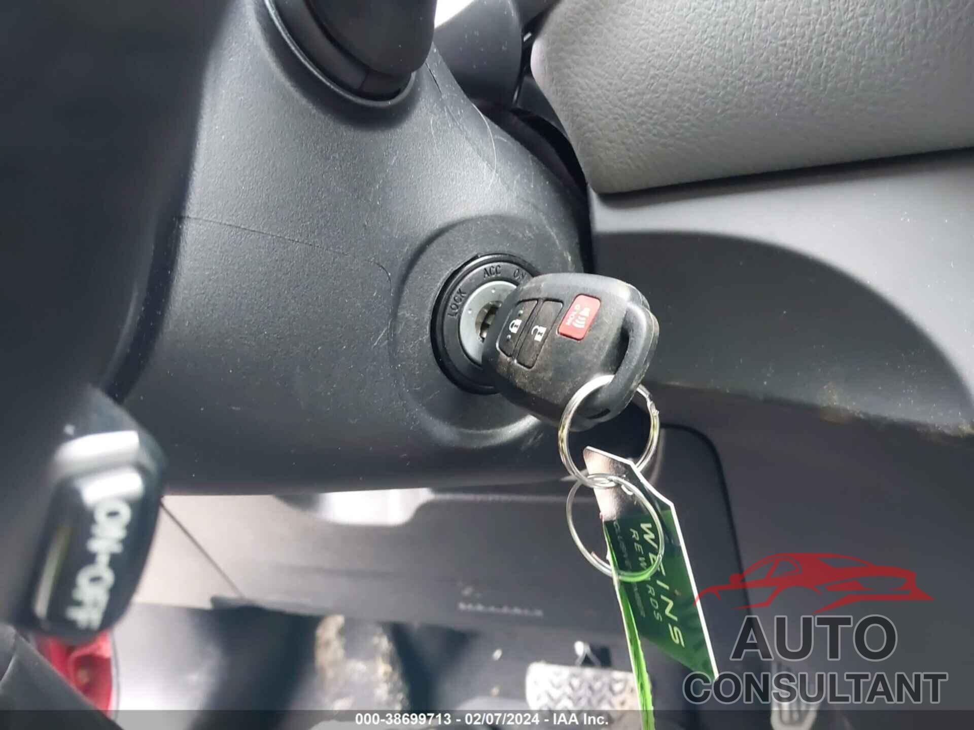 TOYOTA YARIS 2019 - VNKKTUD38KA101786