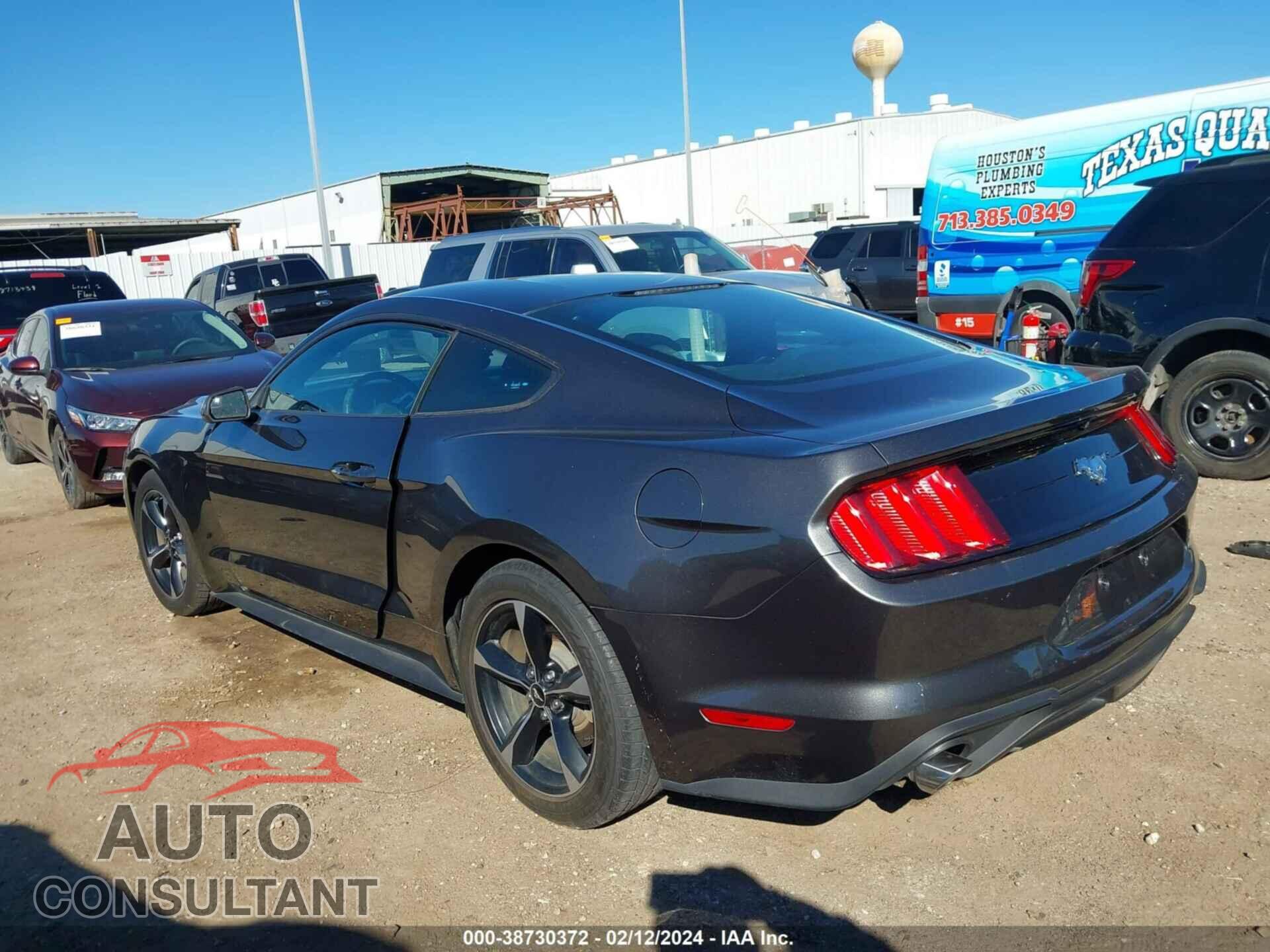 FORD MUSTANG 2018 - 1FA6P8TH3J5117216