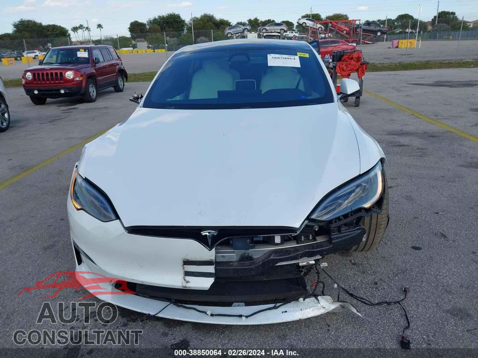 TESLA MODEL S 2022 - 5YJSA1E54NF477717