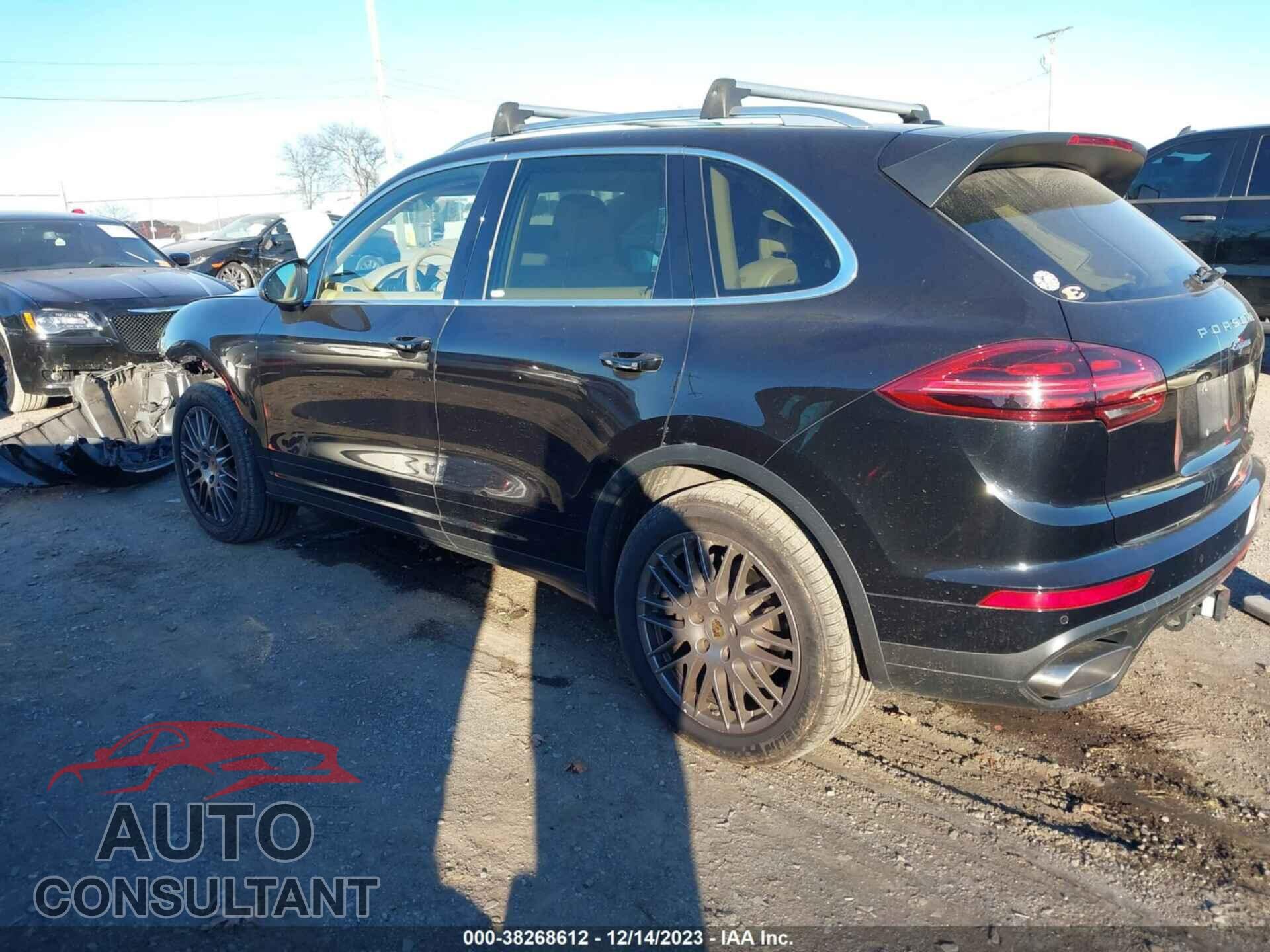 PORSCHE CAYENNE 2015 - WP1AF2A29FLA35513